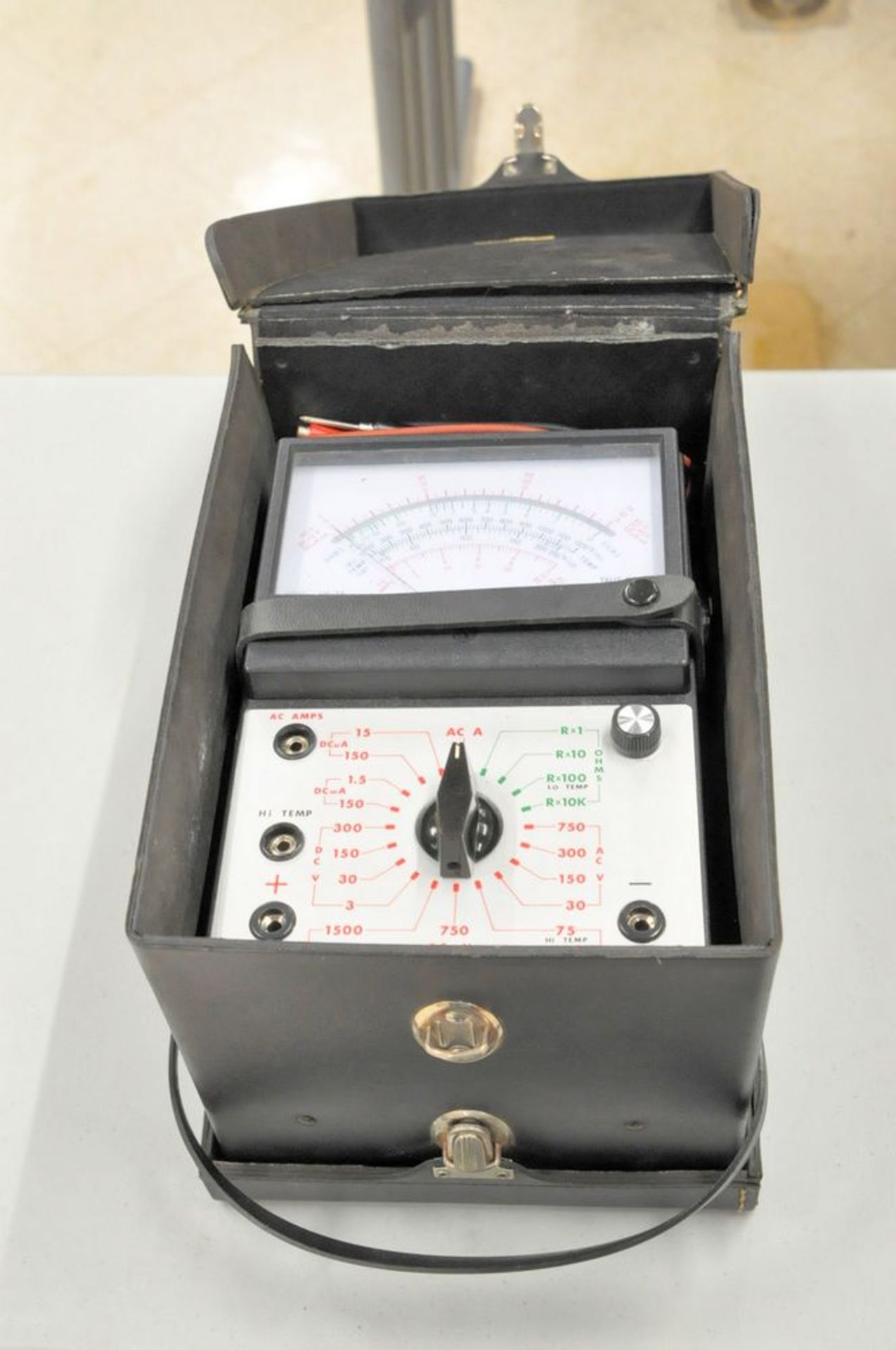 Lot-Topaka Floor Slip Tester, Fluke Amp Meter, Sure Test Branch Circuit Analyzer, AEMC Model 1250 - Image 6 of 6