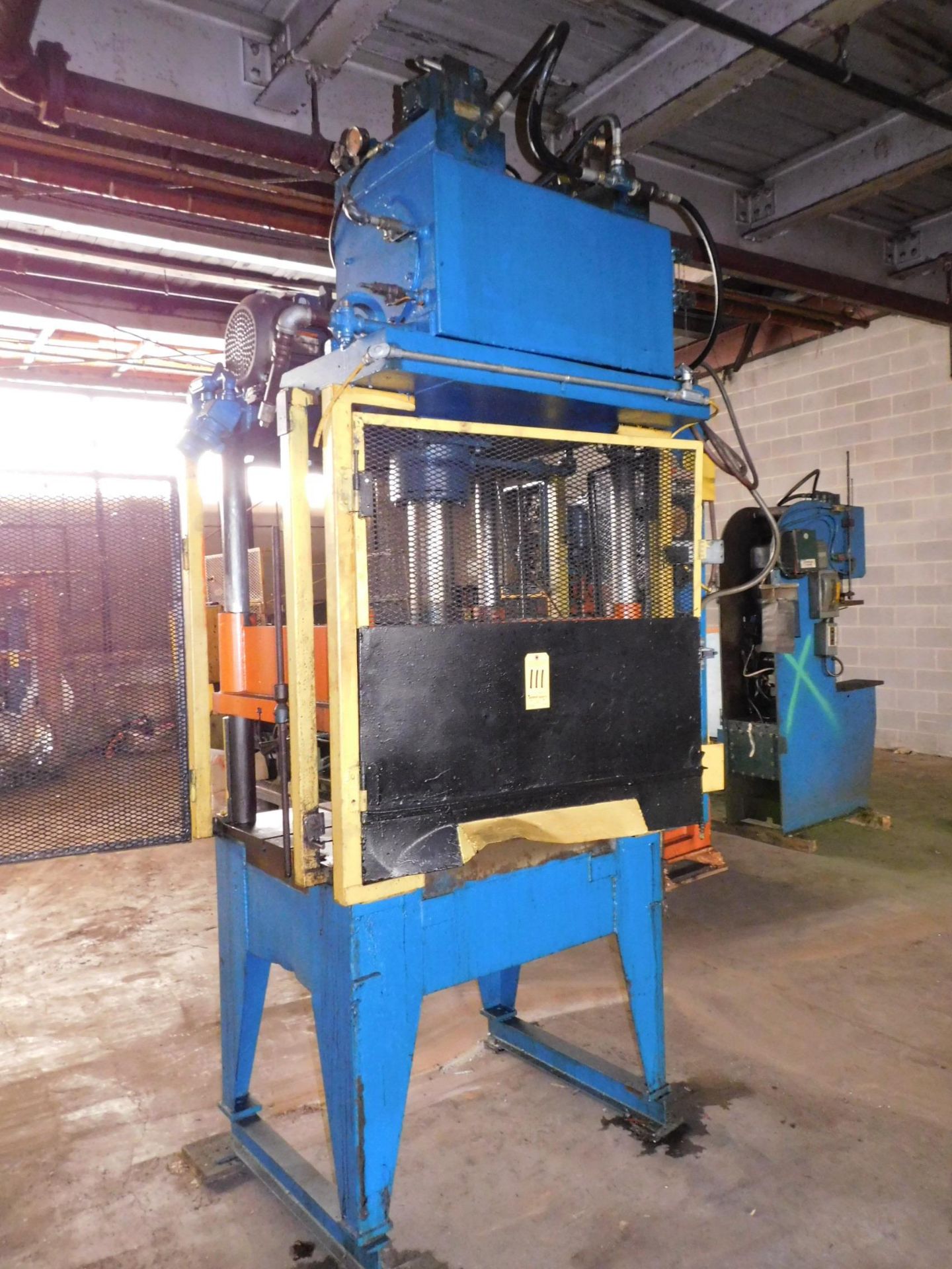 4-Post Hydraulic Press, 32" X 44" Bed and Ram, Approx. 12" Stroke, 13" Daylight with Ram Down