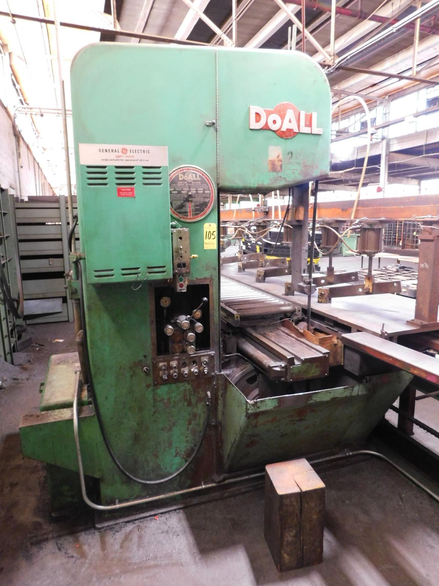 Do-All Model 2630-4 Vertical Plate Saw, s/n 208-68142, 26” Throat, 30” Max. Vertical Height, 34 1/2” - Image 3 of 9