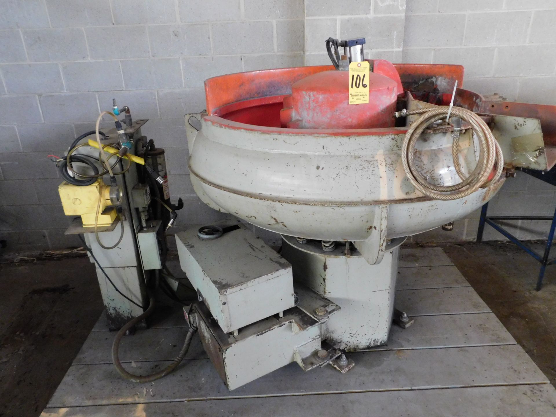 Almco Model OR-10VA Vibratory Parts Finisher with Controls, 10 Cubic Feet, s/n 029010