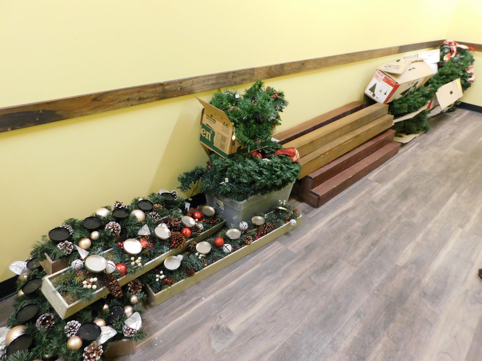 Misc. Holiday Décor, Greenery,(5) Wooden Shelves