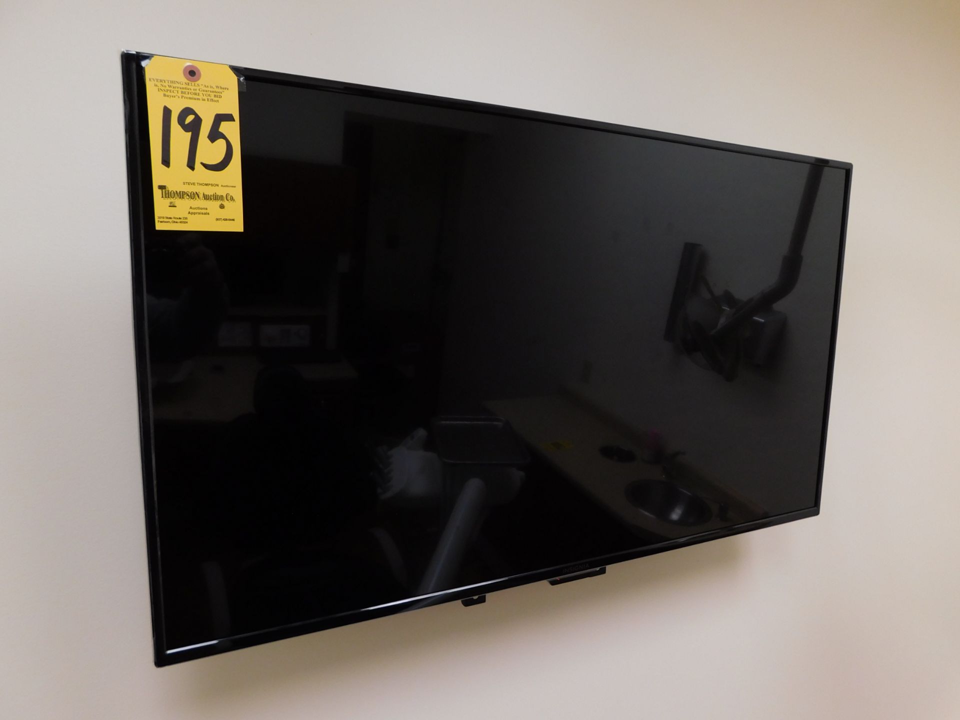 Insignia 42" Flat Screen TV