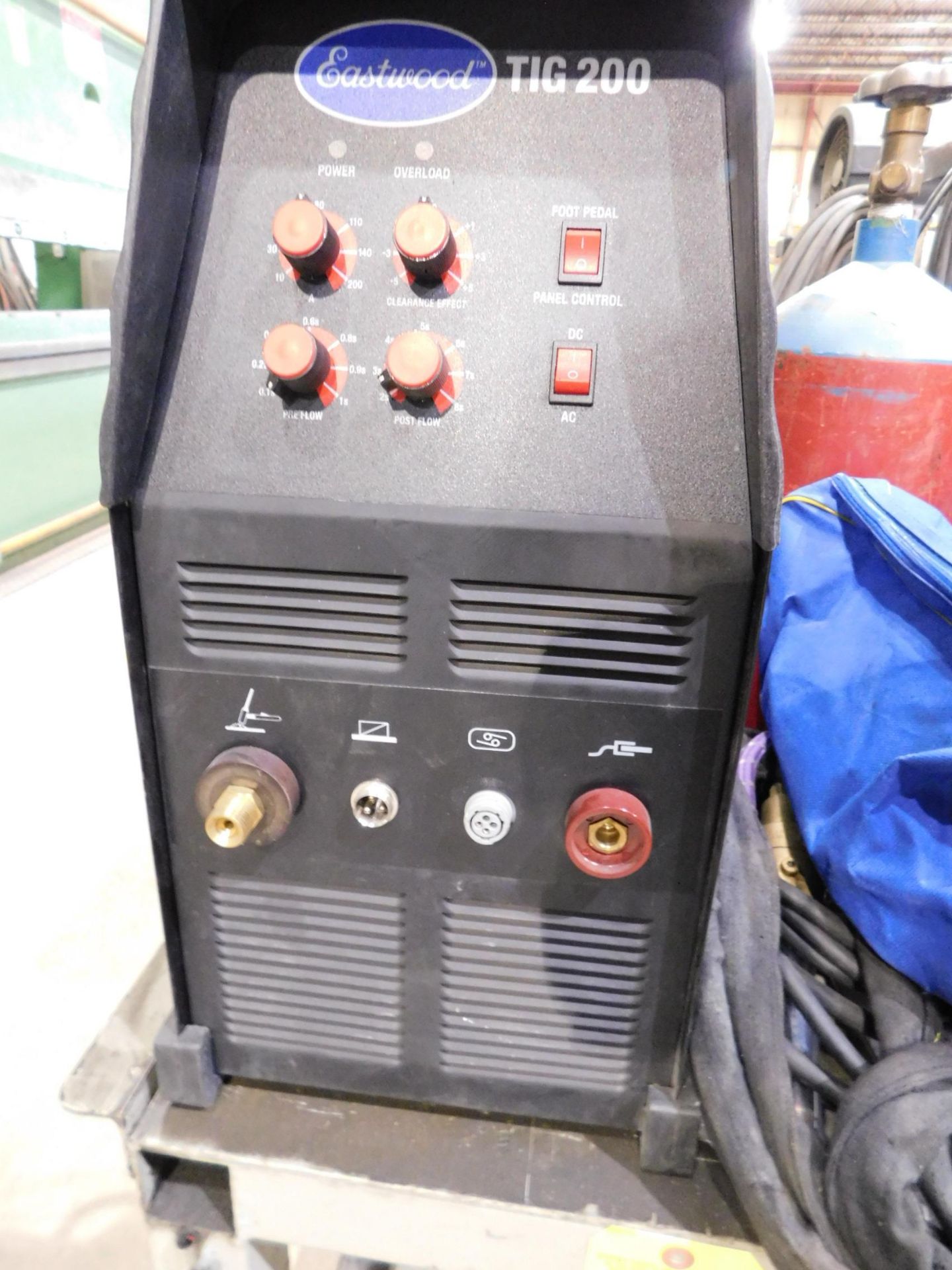 Eastwood TIG200 Portable Tig Welder, s/n 66103120303042, with Torch, Ground Cable, Foot Pedal - Image 2 of 4