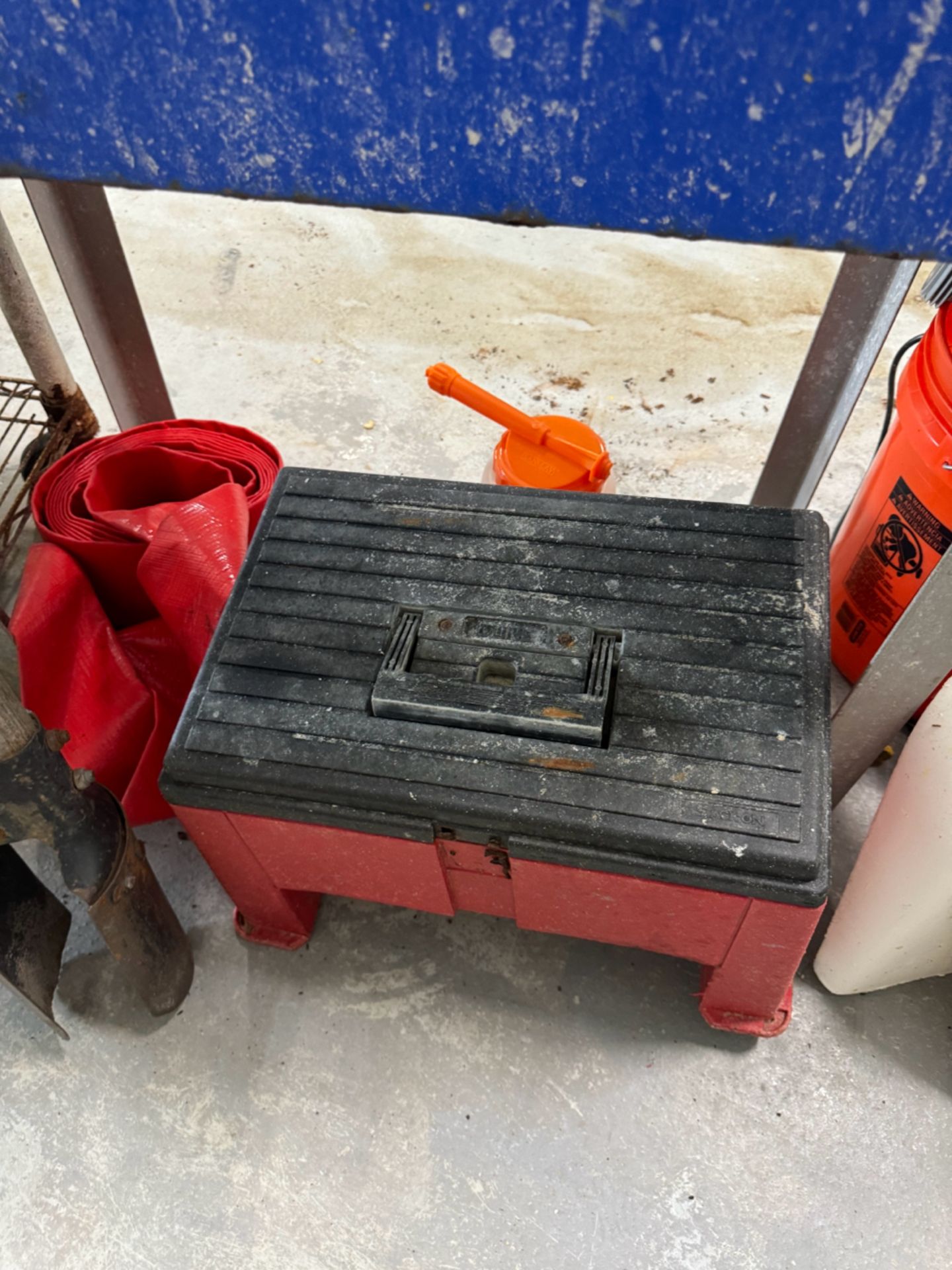 Lot Table & Tool Bin - Image 11 of 16