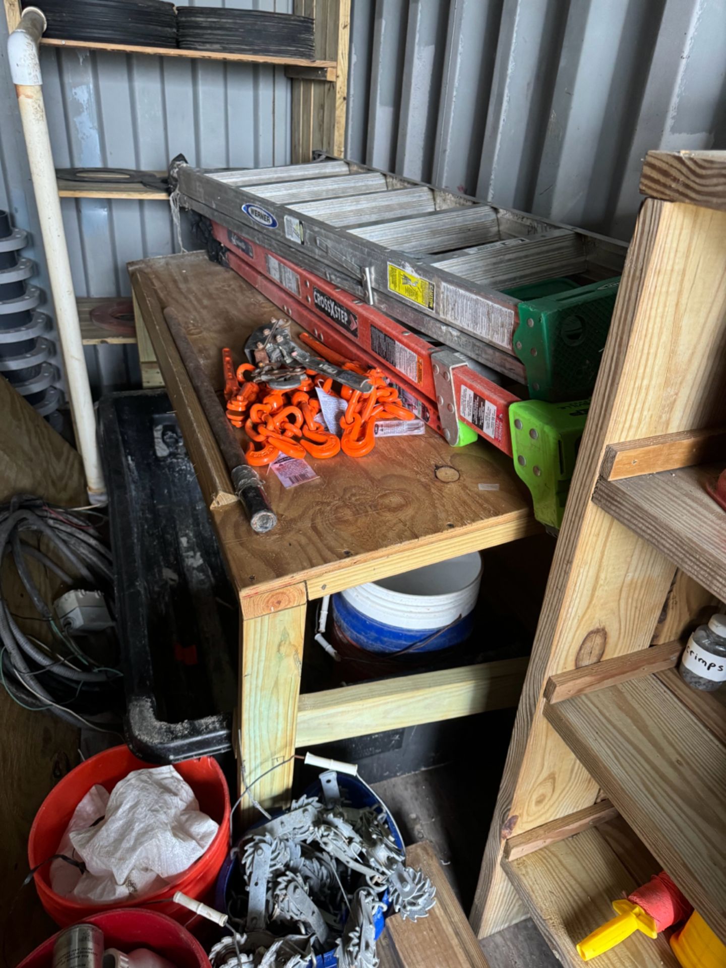 Lot 20' Shipping Container - Image 18 of 25