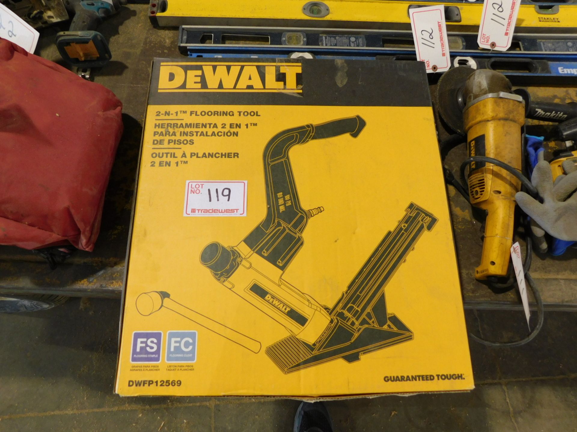 (NEW) DEWALT 2-N-1 PNEUMATIC FLOORING TOOL