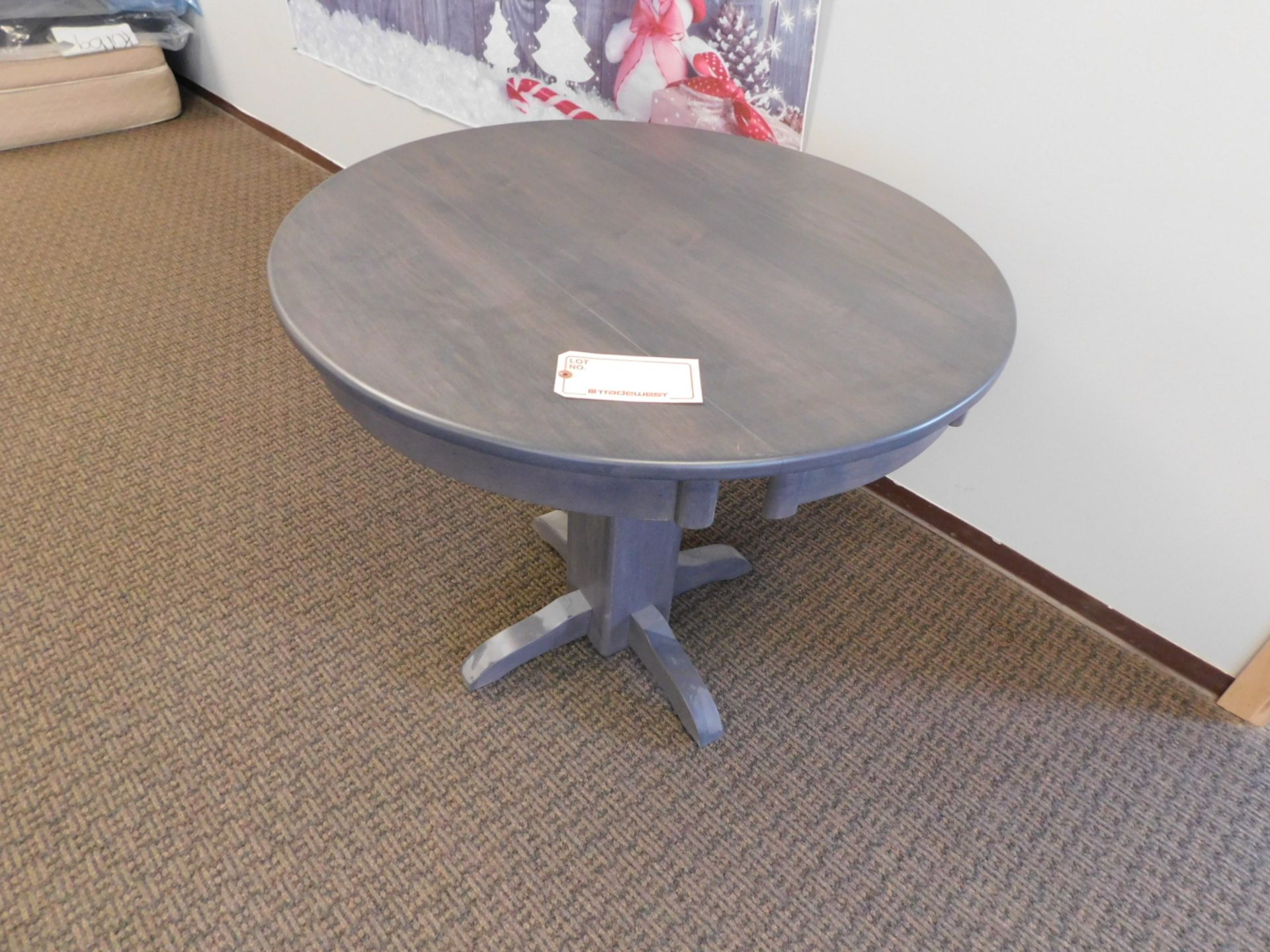 36" ROUND TABLE W/ DROP DOWNS
