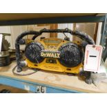 DEWALT DC011 WORKSITE RADIO