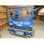 GENIE GS-1930 SCISSORLIFT, 630HRS, 500LB CAP. RETRACTED, 250LB CAP. EXTENDED