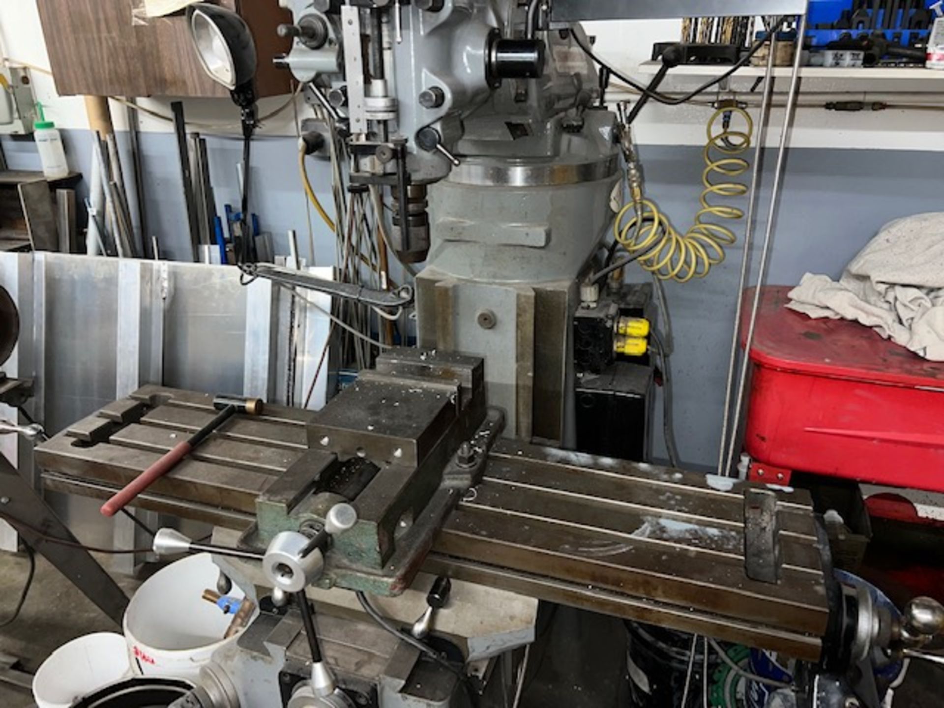 Asset 300A - Sharp First Long Chang Machinery model LC-1 1/2VH Milling machine with 9" wide x 42" - Image 4 of 6