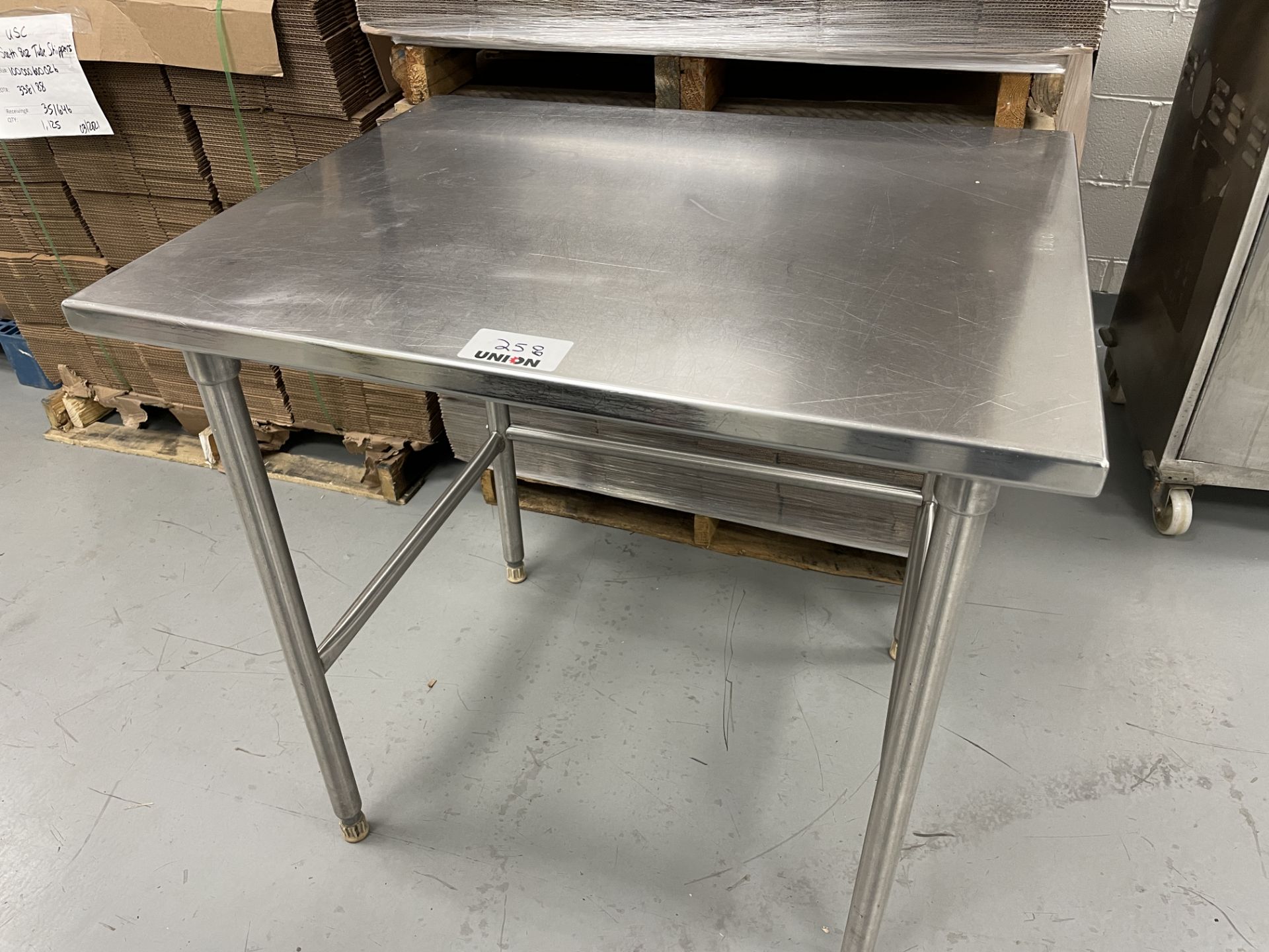 Asset 258 - 36" x 30" stainless Steel table. $345.00 Rigged and packed on 48" x 40" pallet banded