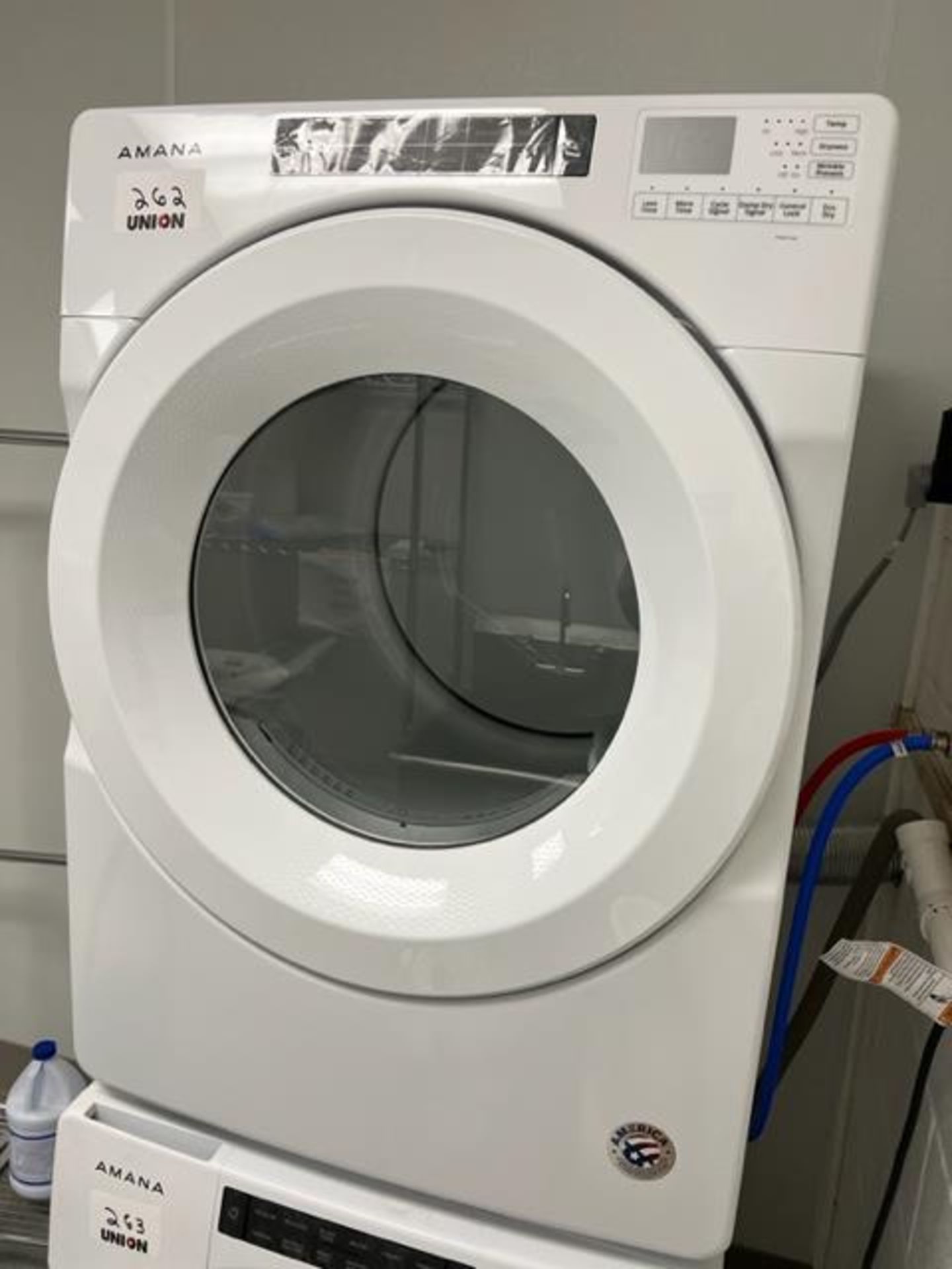 Asset 262 - Amana Electric Dryer type DJAN-ELE-2406024-EL54. $345.00 Rigged and packed on 48" x - Image 2 of 5