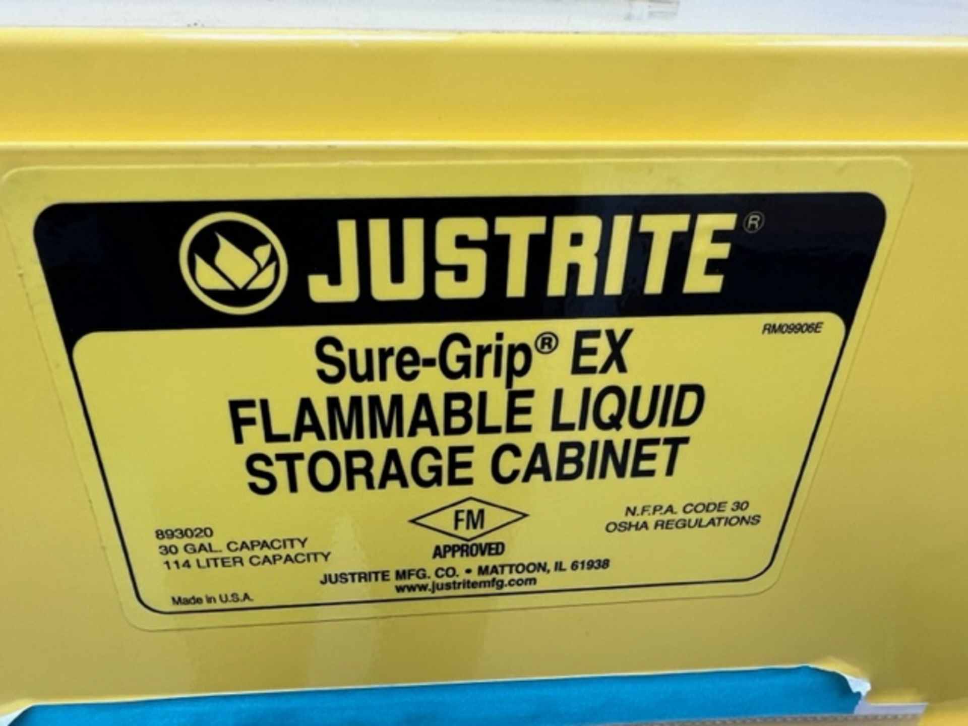Asset 261- Justrite flammable liquid storage cabinet, 39" wide x 17" deep x 43" tall. $345.00 Rigged - Image 4 of 4