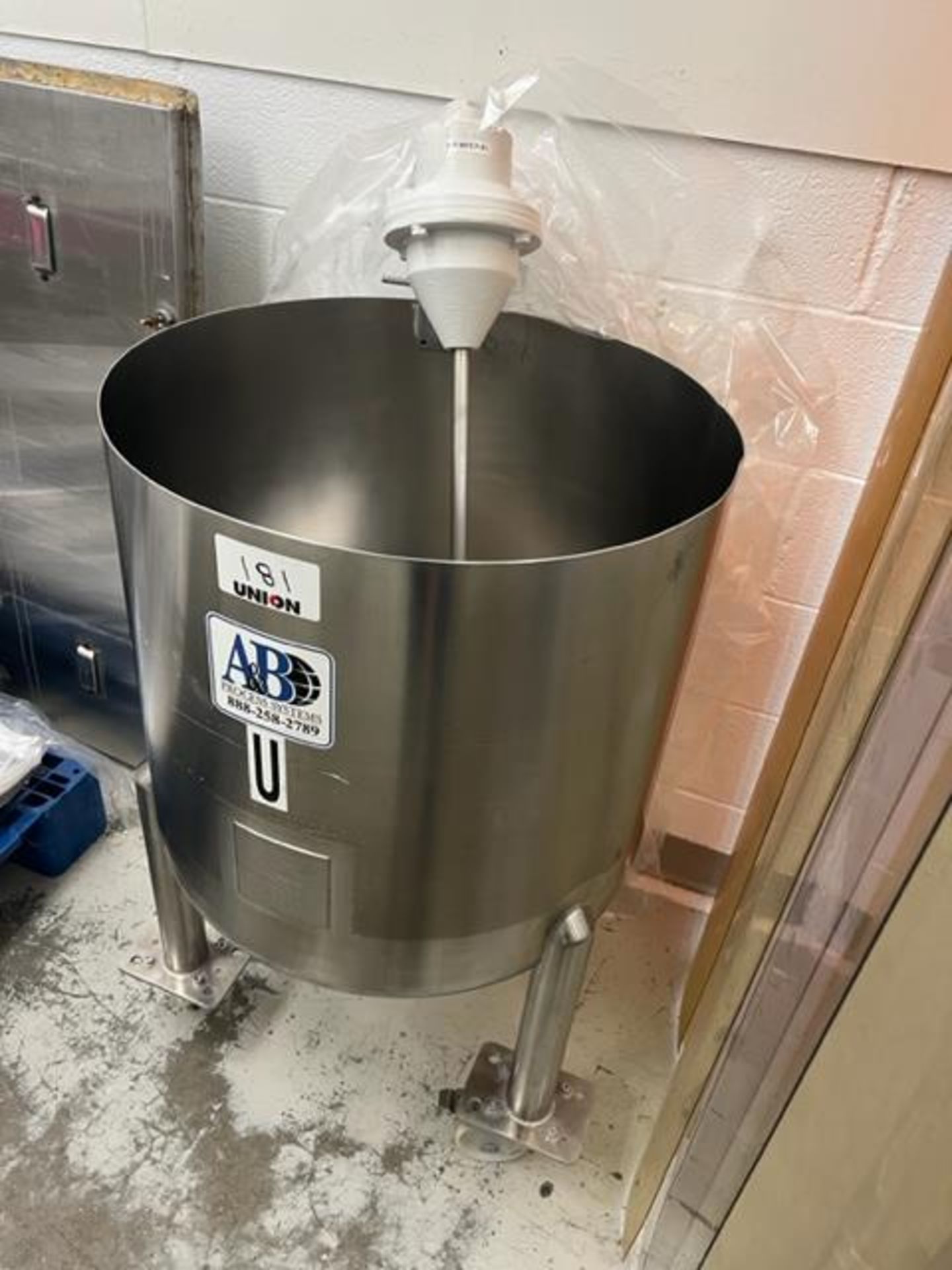 Asset 181 - A & B Process Systems 35 Gallon model FT101, Stainless steel tank with air-operated - Image 4 of 5