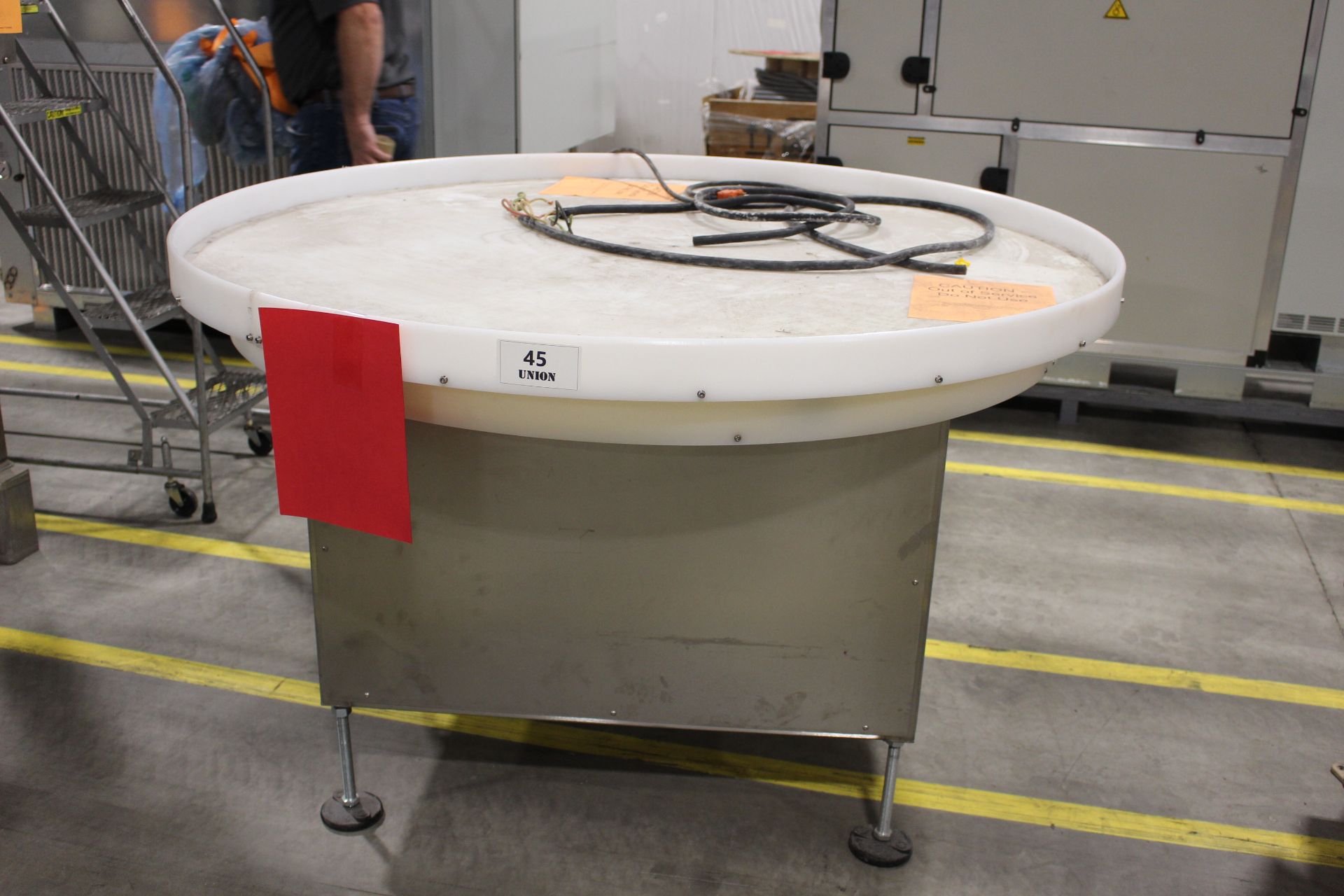 Asset 45 - 60" diameter plastic accumulating table with DC variable speed drive, Simple rigging $75
