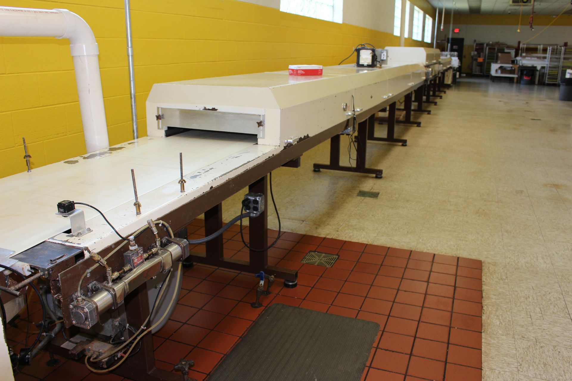 Nielsen 20" Double Enrobing Line with 6-ft long wire mesh infeed conveyor, Enrober with flow pan, - Image 8 of 14
