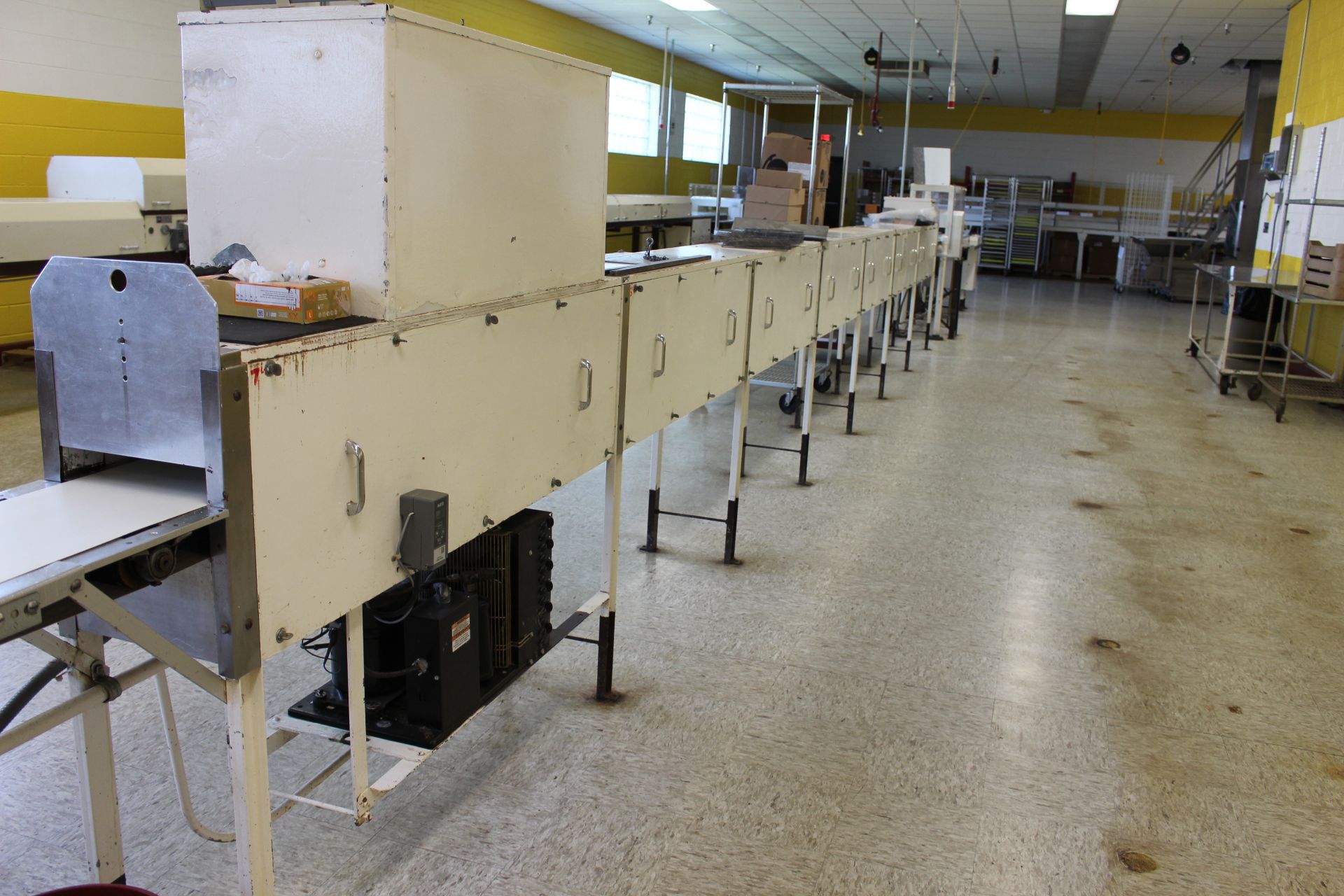 Asset 23 - Smith 10" enrobing line with 2-ft infeed, bottomer, 7-ft cold plate with freon - Image 6 of 10