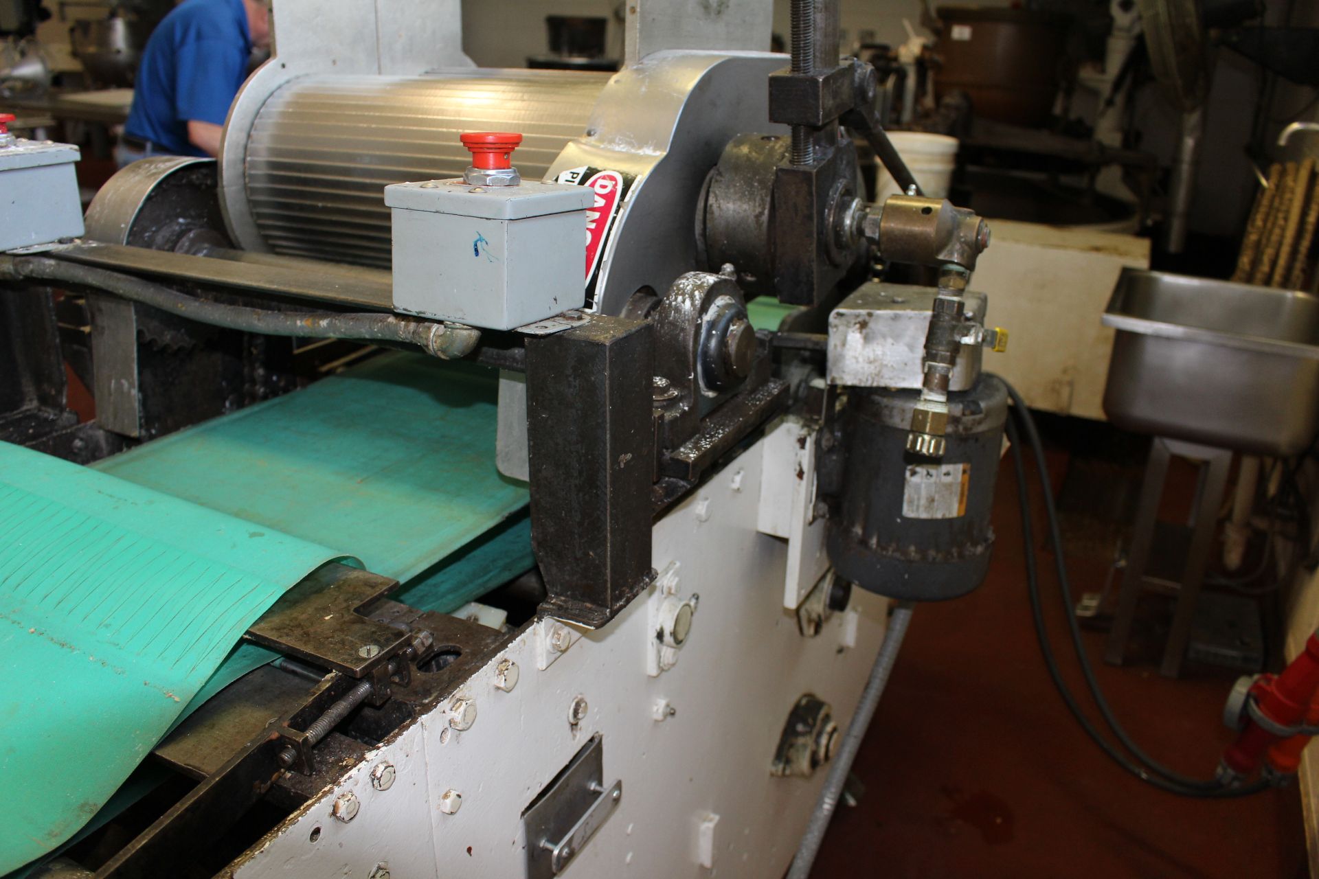 Asset 20 - Werner Lehara 16" Wire-Cut Candy Extruder with hopper, jacketed rollers with - Image 5 of 6