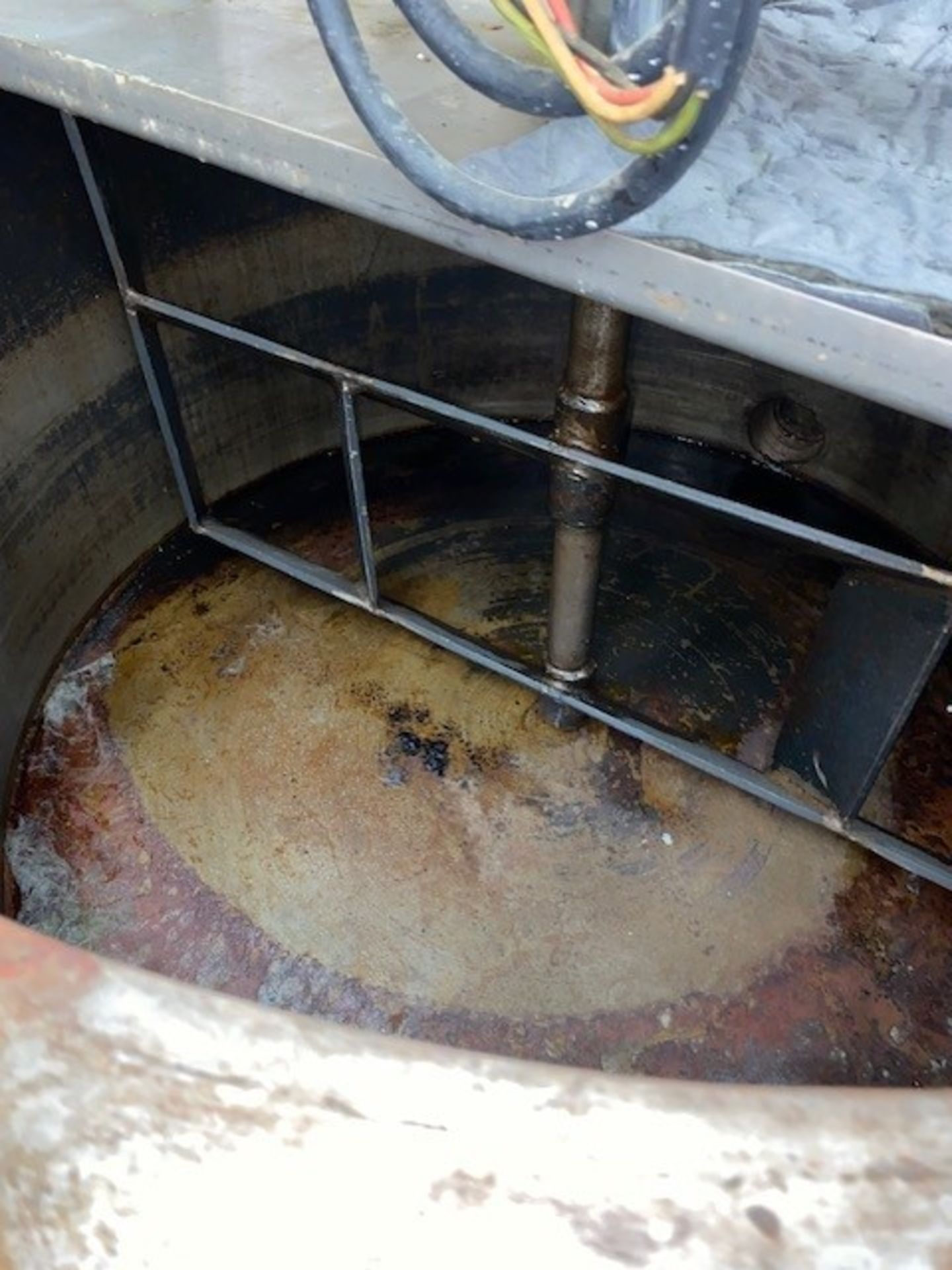 National Equipment 1000lb mild steel chocolate melter with water jacket, NO HEATER, agitator and - Image 3 of 3