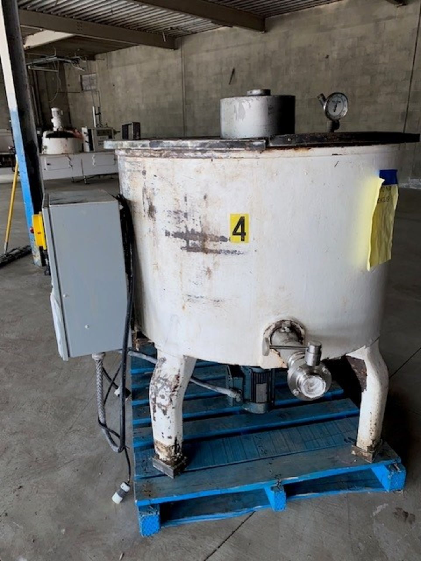 National Equipment 1000lb mild steel chocolate melter with water jacket, 1kW immersion heater, - Image 2 of 5