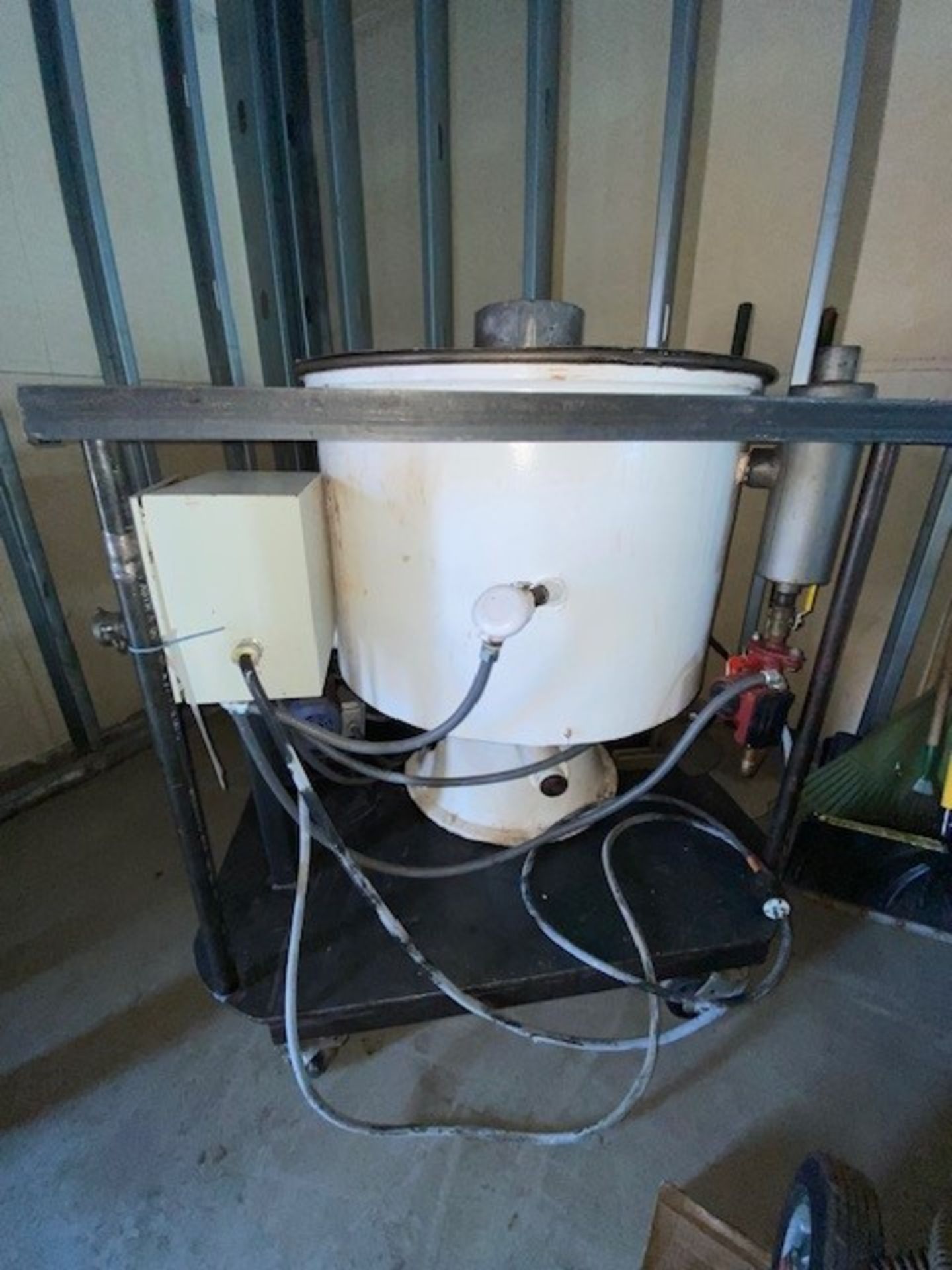 National Equipment 500lb mild steel chocolate melter with agitator, water jacket with immersion - Image 4 of 5
