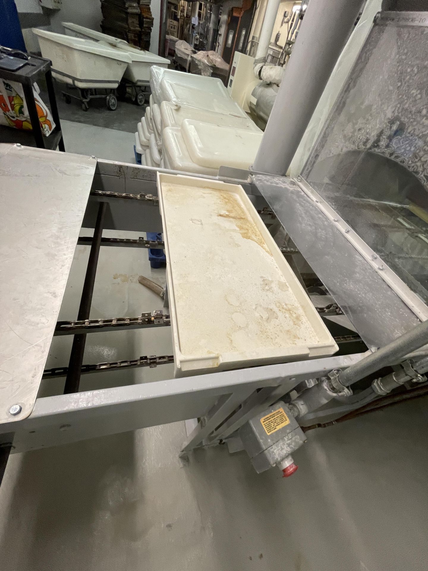 Asset 103 - Starch tray filler for 30" x 14.5" starch trays with leveler device for starch and - Image 2 of 9