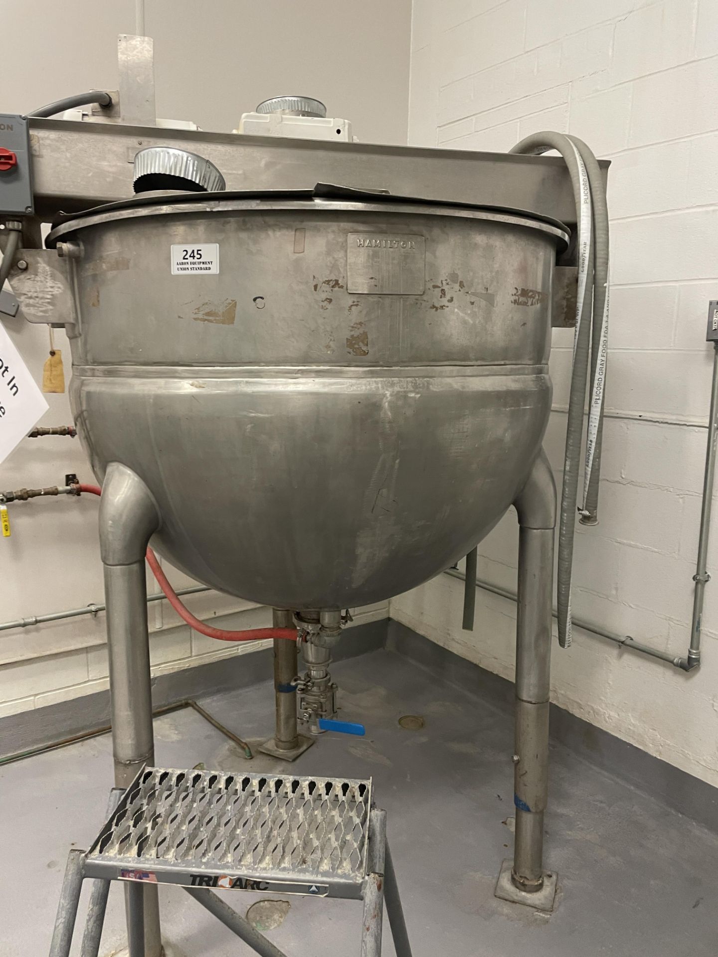 Asset 245 - Hamilton 200 Gallon Stainless Jacketed Cooking and Mixing kettle, Single action with - Image 2 of 7