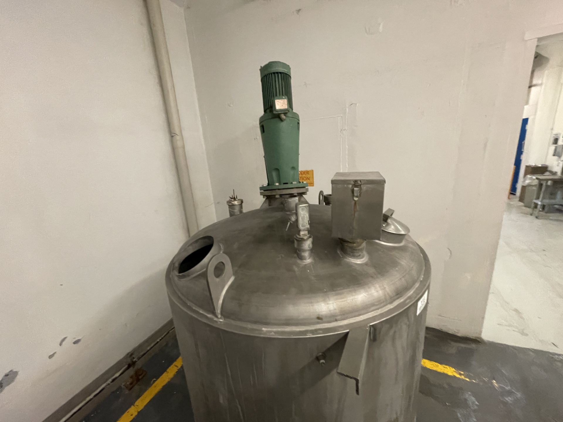 Asset 113 - Omnifab 250 Gallon Stainless Steel Jacketed Mixing Tank, 316 Stainless Steel, model - Image 8 of 10