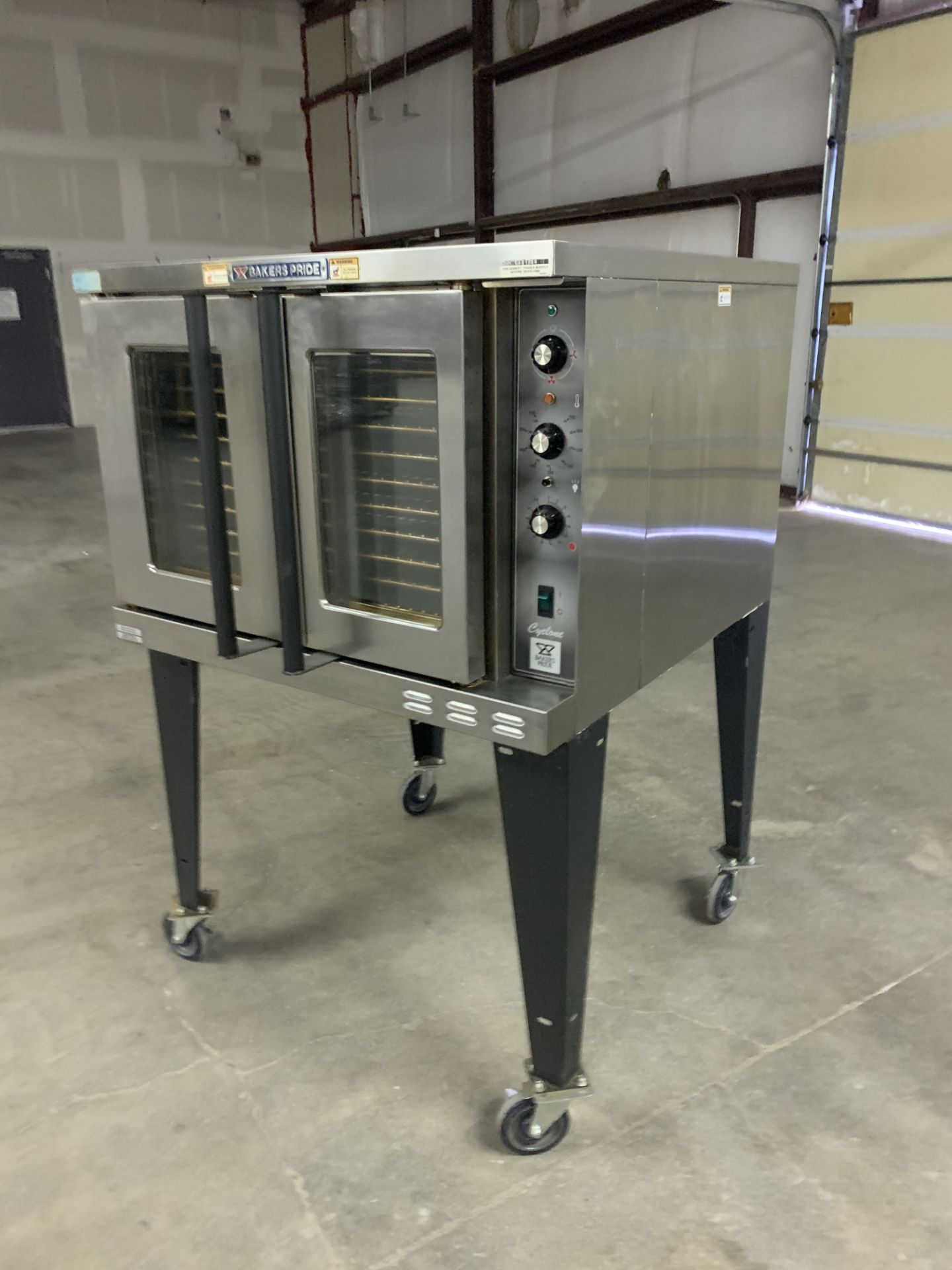Baker's Pride BCO-E1 Convection Oven . Previously used for cannabis decarboxilization, fan circuit - Image 2 of 8