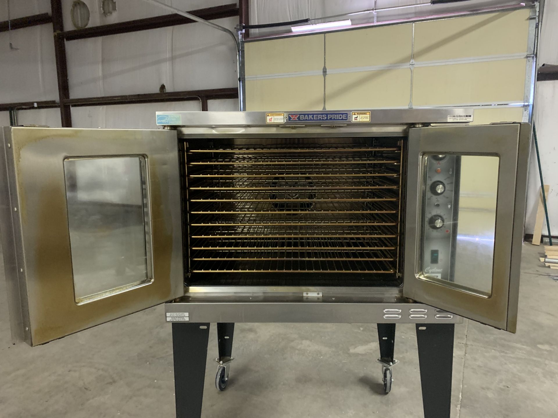 Baker's Pride BCO-E1 Convection Oven . Previously used for cannabis decarboxilization, fan circuit - Image 3 of 8