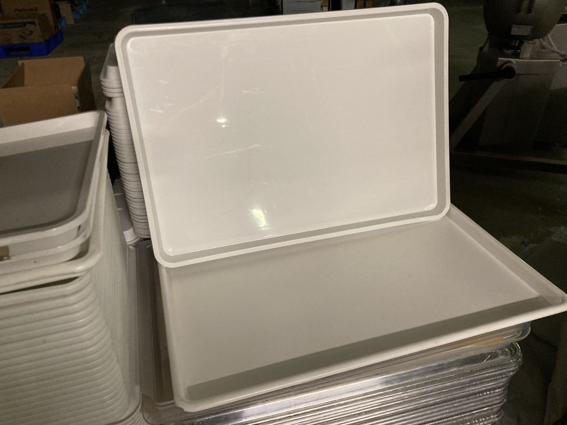Omcan 14244 Plastic Sheet Trays. Lot of 100 plastic sheet trays. 18"x26", fits bakers racks, great