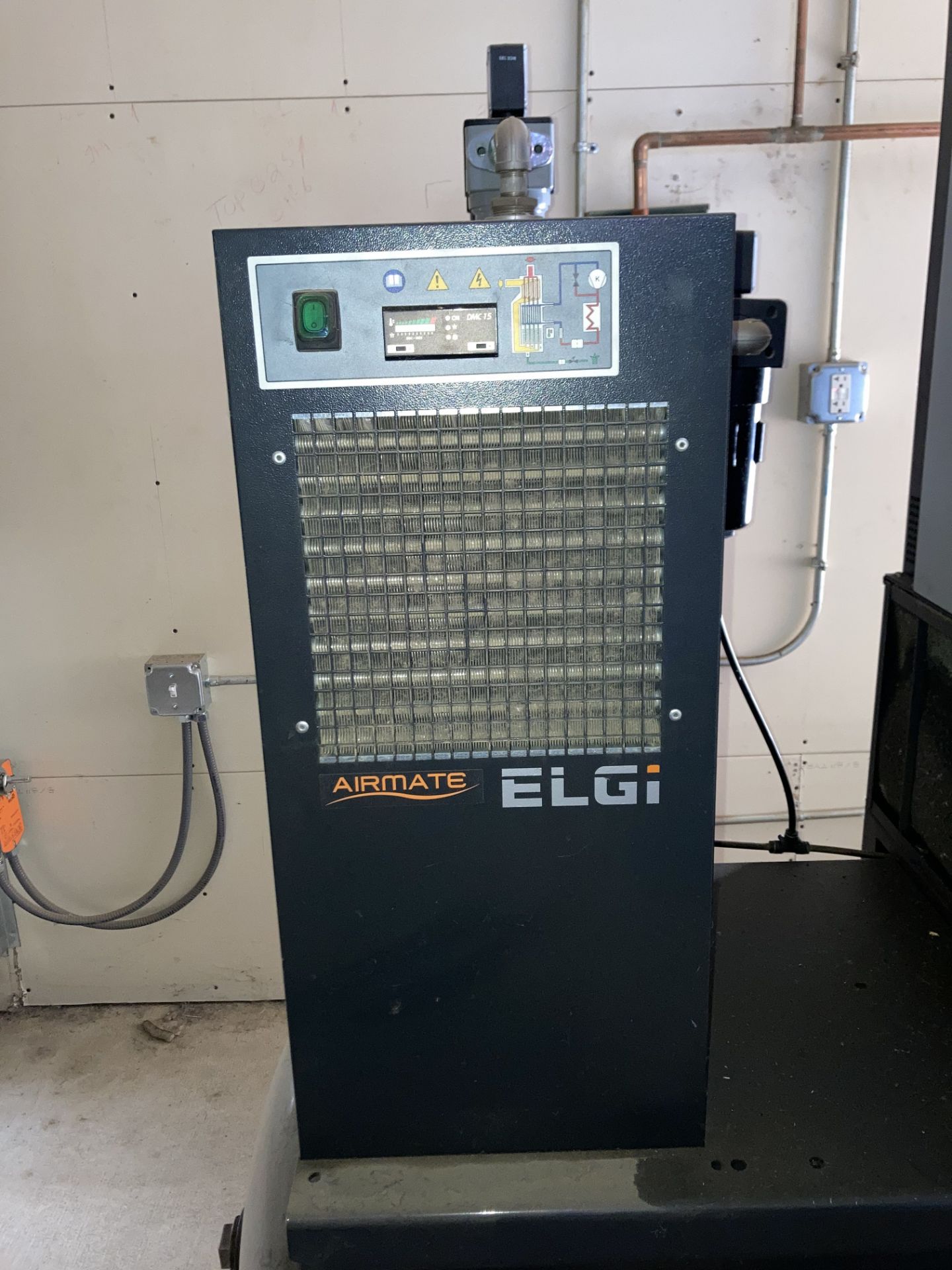 ELGI EN15-125 20-HP Compressed Air System. 20-HP rotary screw air compressor system with - Image 2 of 7