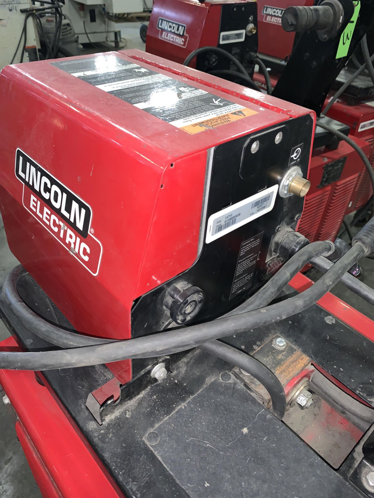 LINCOLN Idealarc CV305 Mig Welder w/ LF-72 Wire Feeder - Image 9 of 10