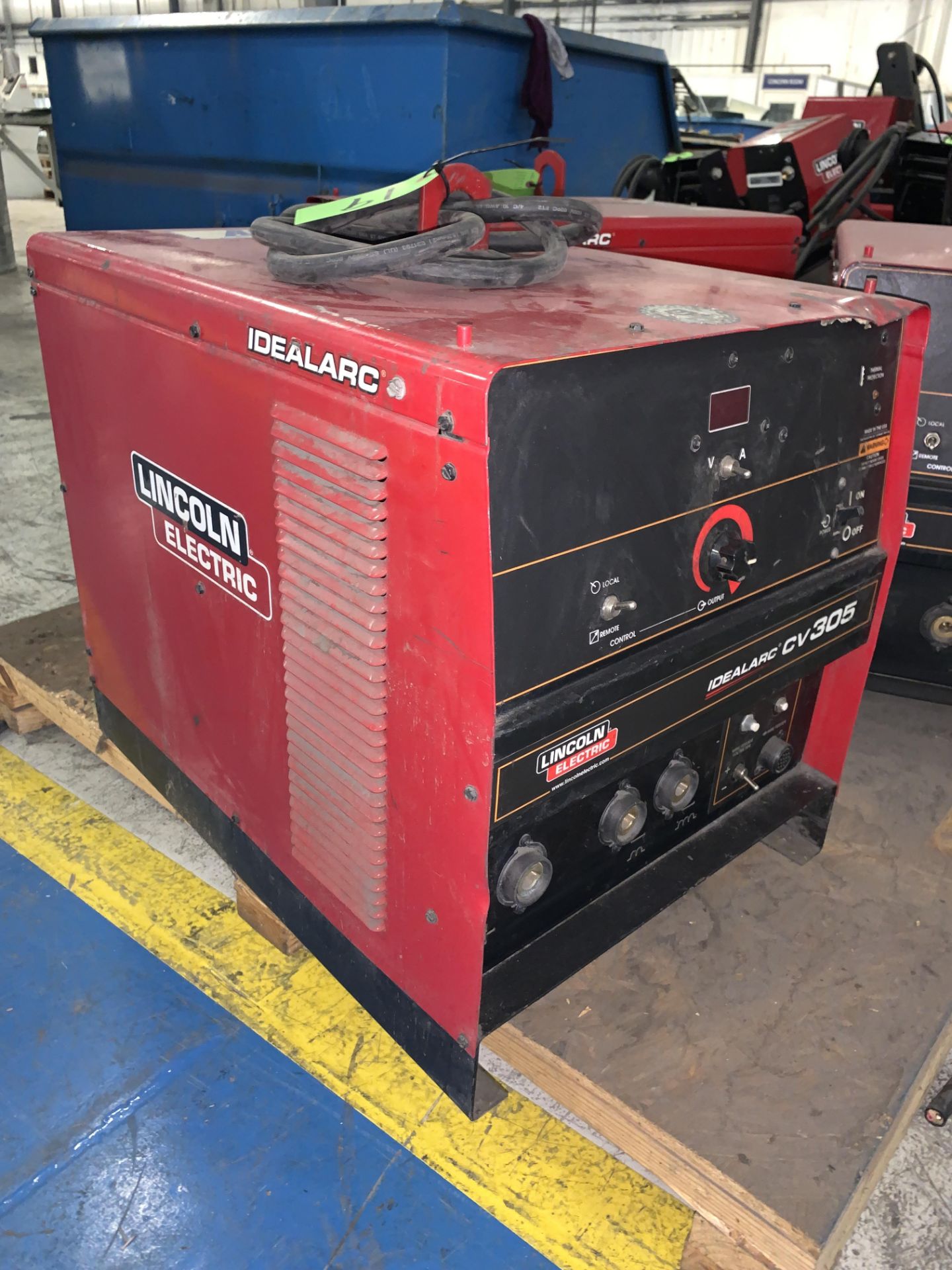 LINCOLN Idealarc CV305 Mig Welder