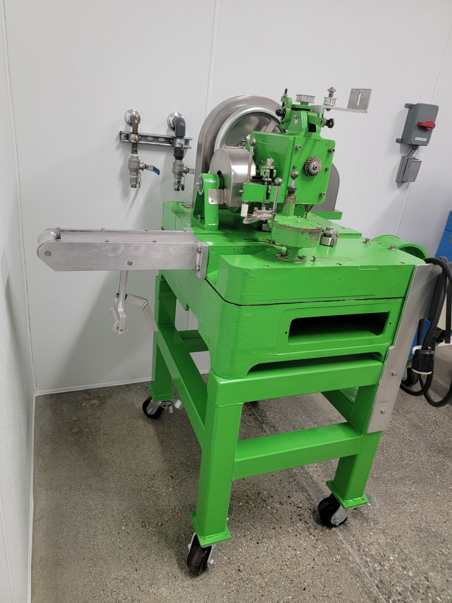 COLTON SINGLE PUNCH TABLET PRESS (TRITULATOR) GREEN - Image 4 of 5