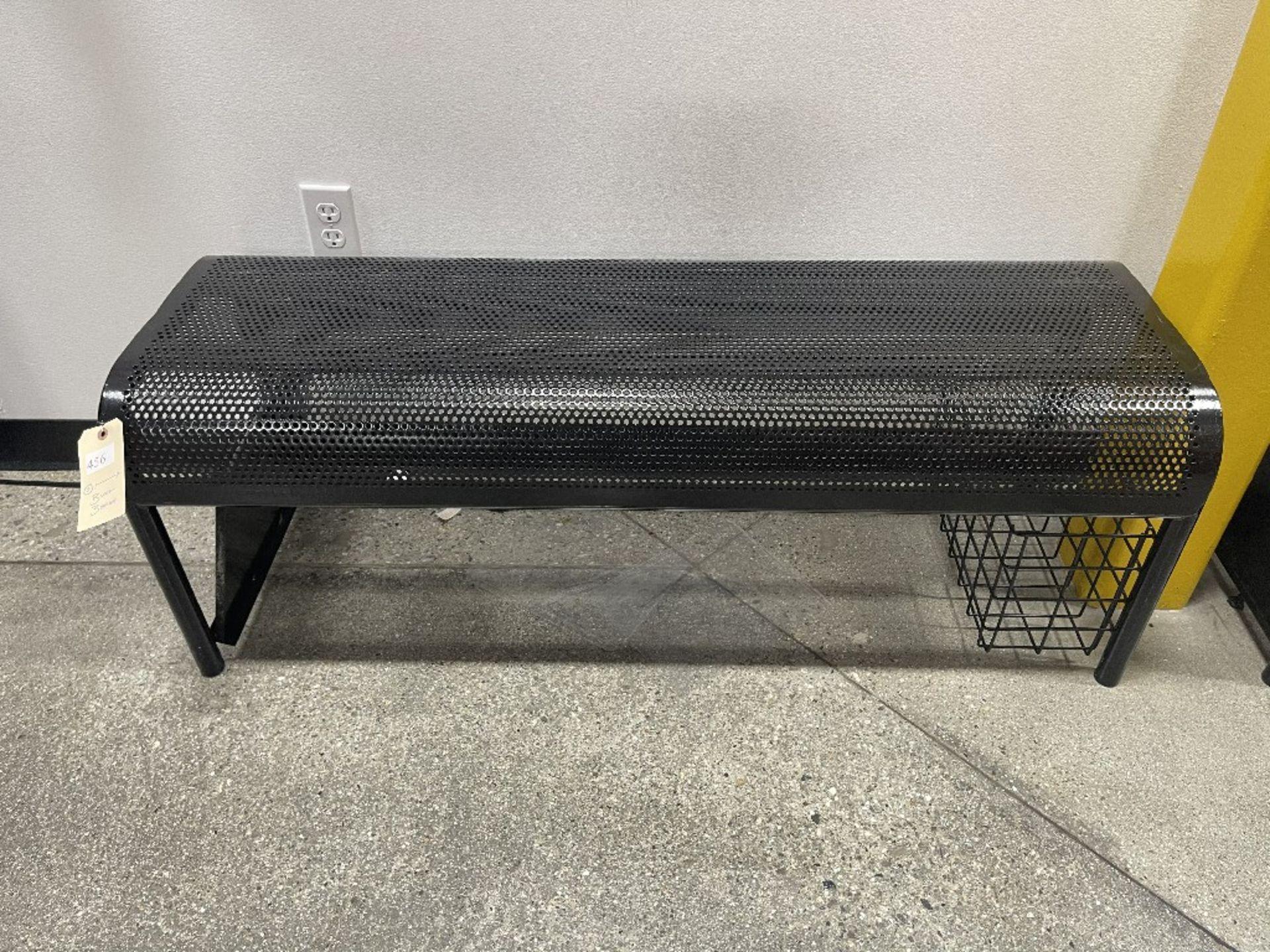 BLACK BENCHES - Image 2 of 2
