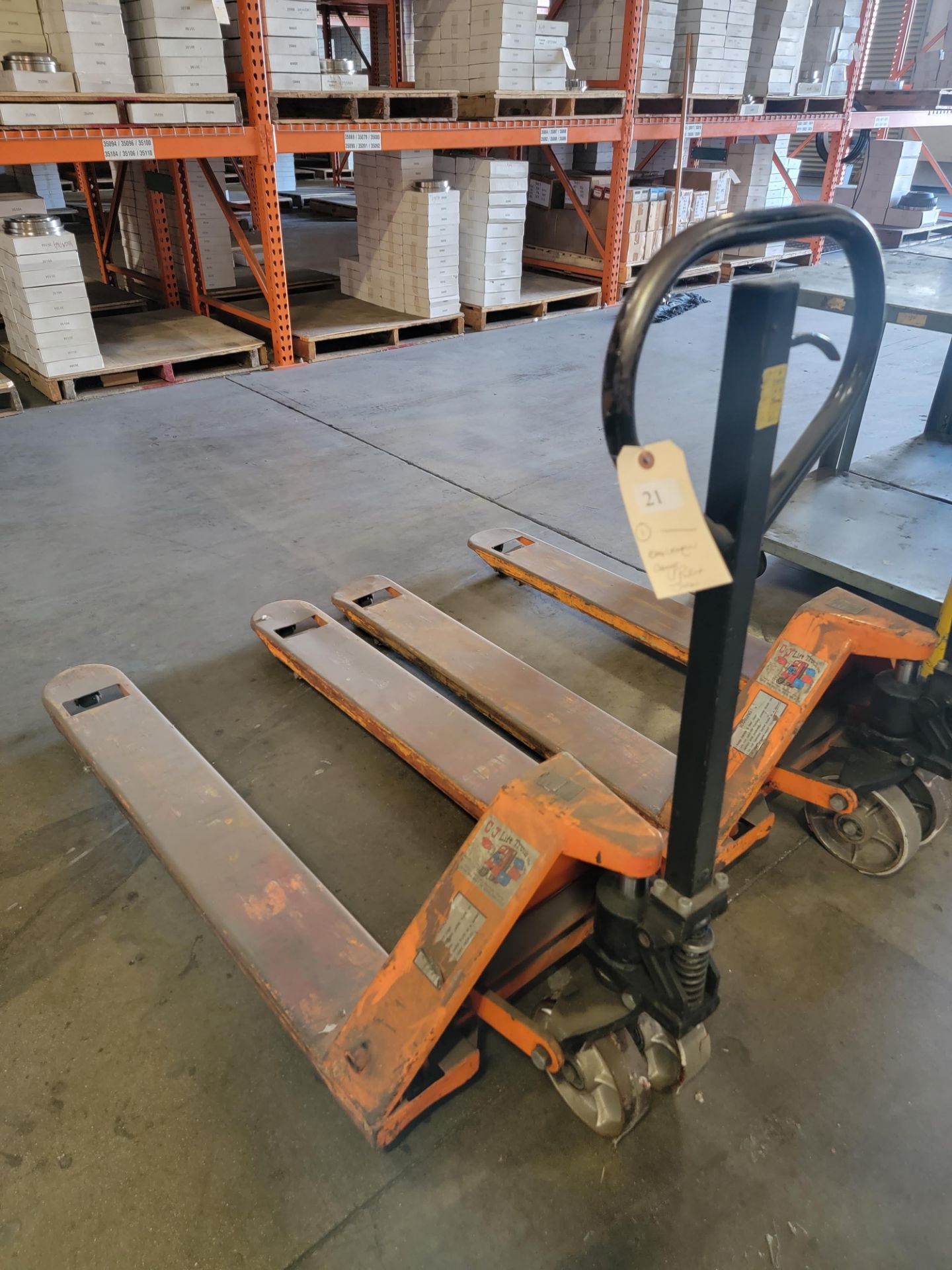 EAGLEMAN ORANGE PALLET JACK - Image 2 of 2