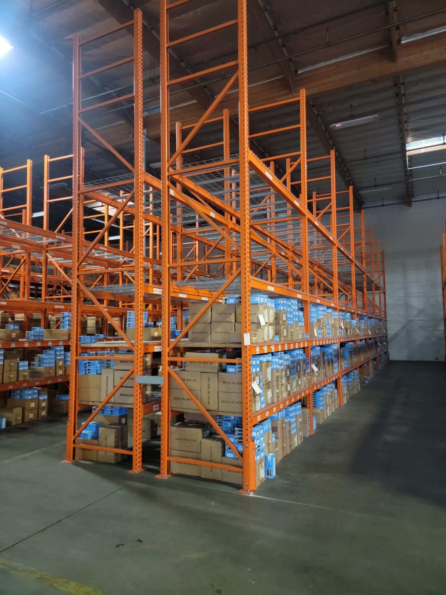 SECTIONS OF PALLET RACKING