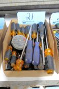 Lot-Screwdrivers in (1) Box