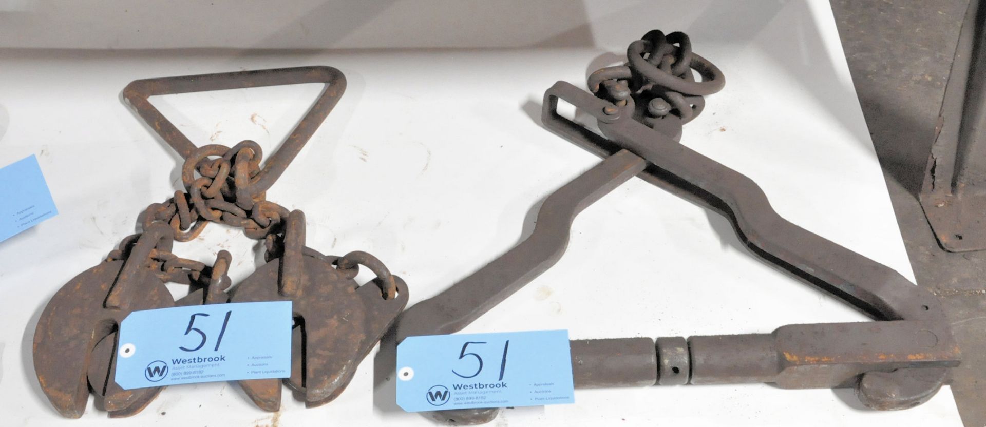 Lot-Sling with (2) Material Grabs and Spreader