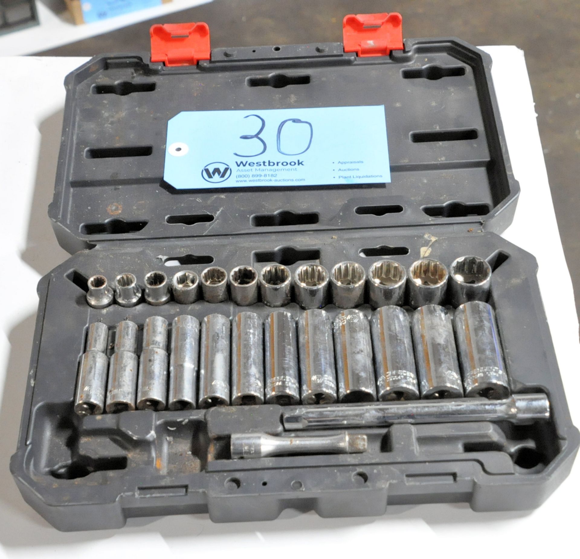 Husky Socket Set with Case