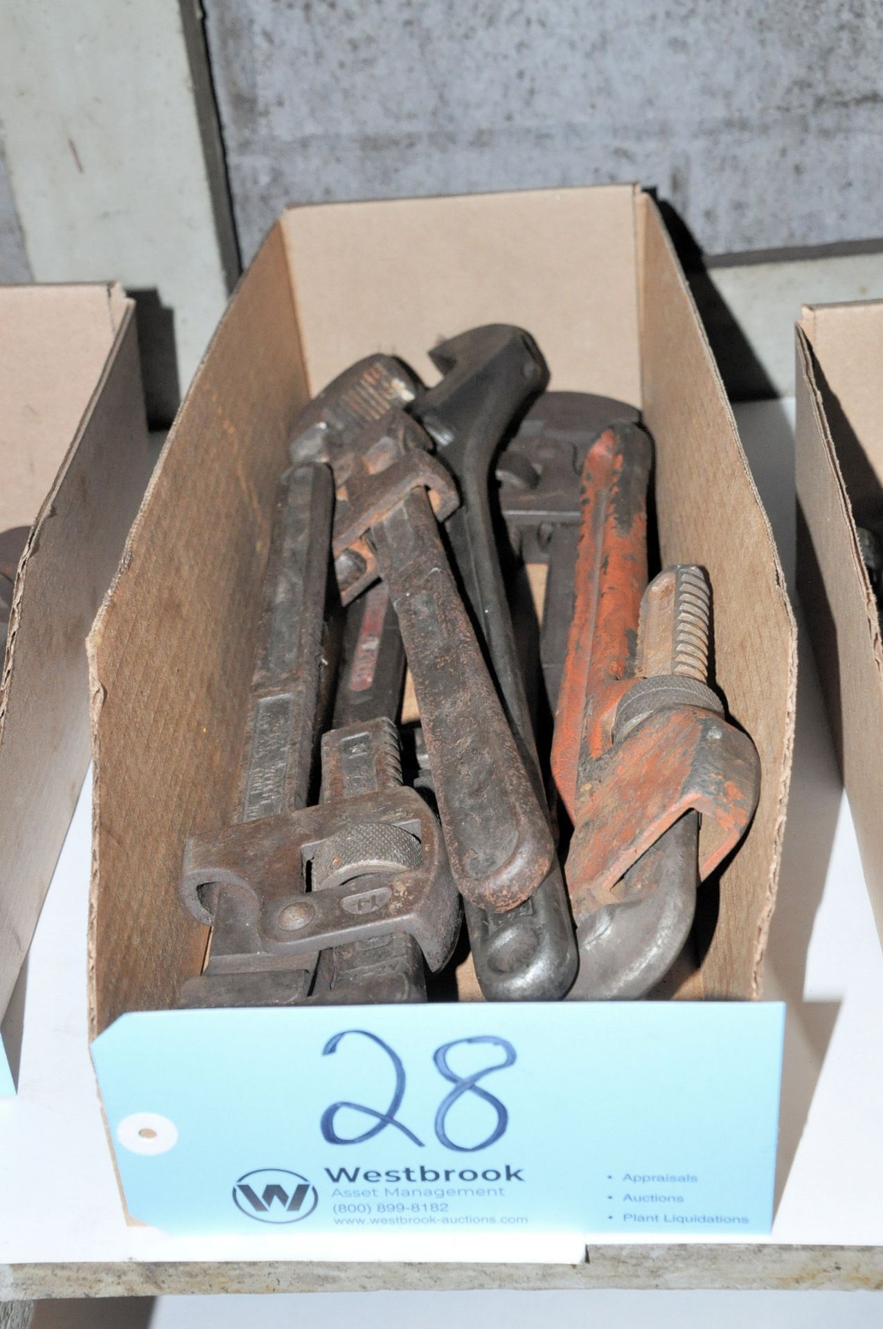 Lot-Adjustable Wrenches and Pipe Wrenches in (1) Box