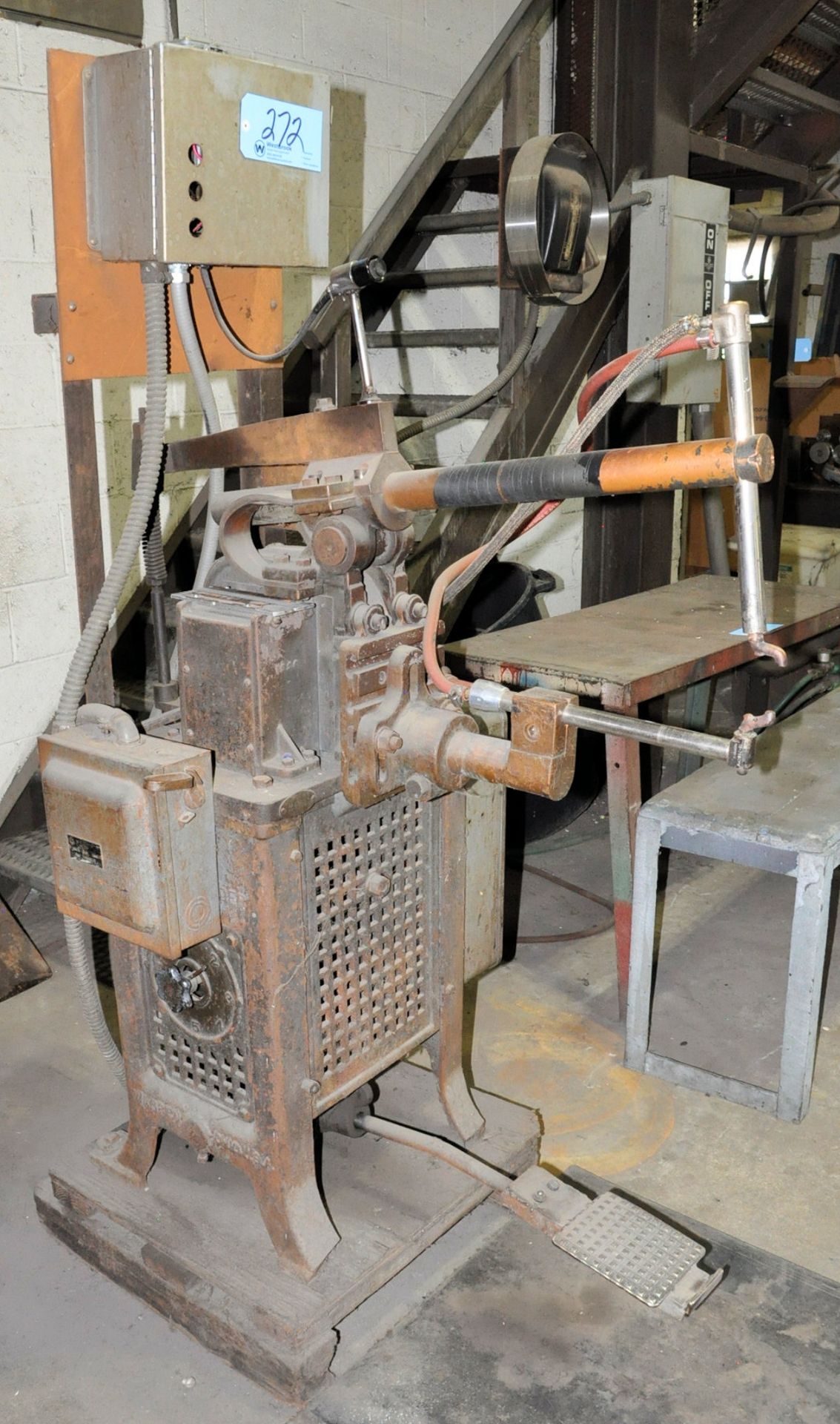 No Identifying Name 18" Deep Throat Spot Welder - Image 2 of 4