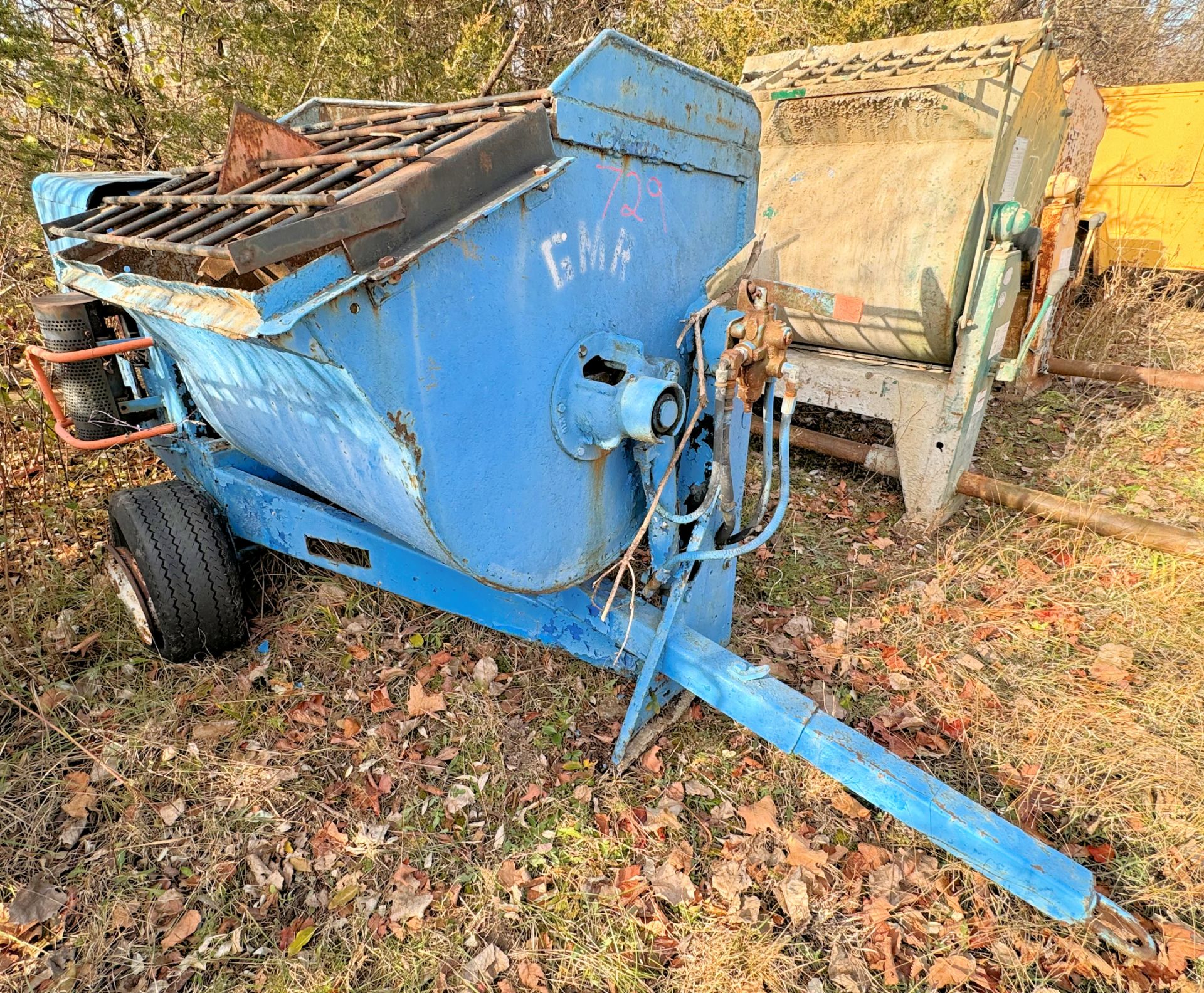 Anchor Gas Powered Hydraulic Self Dumping Mixer. - Image 2 of 3