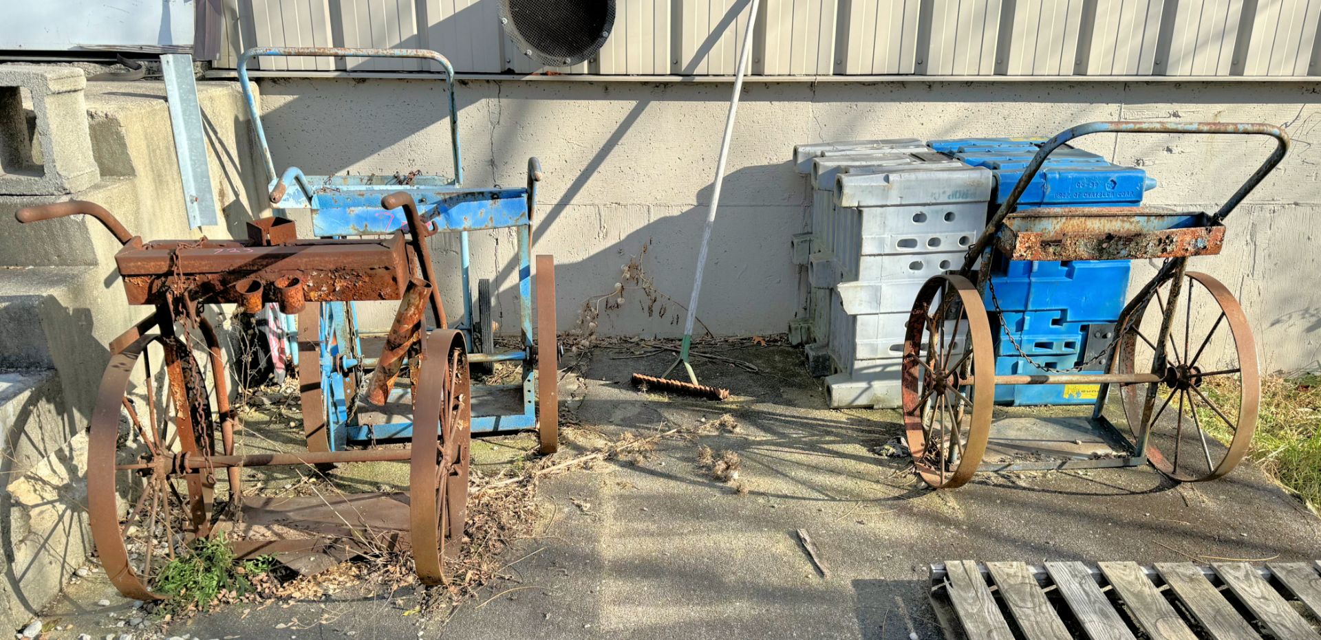 Lot-Steel Forms, Smoke Eaters, Baskets, Tank Carts - Image 2 of 2