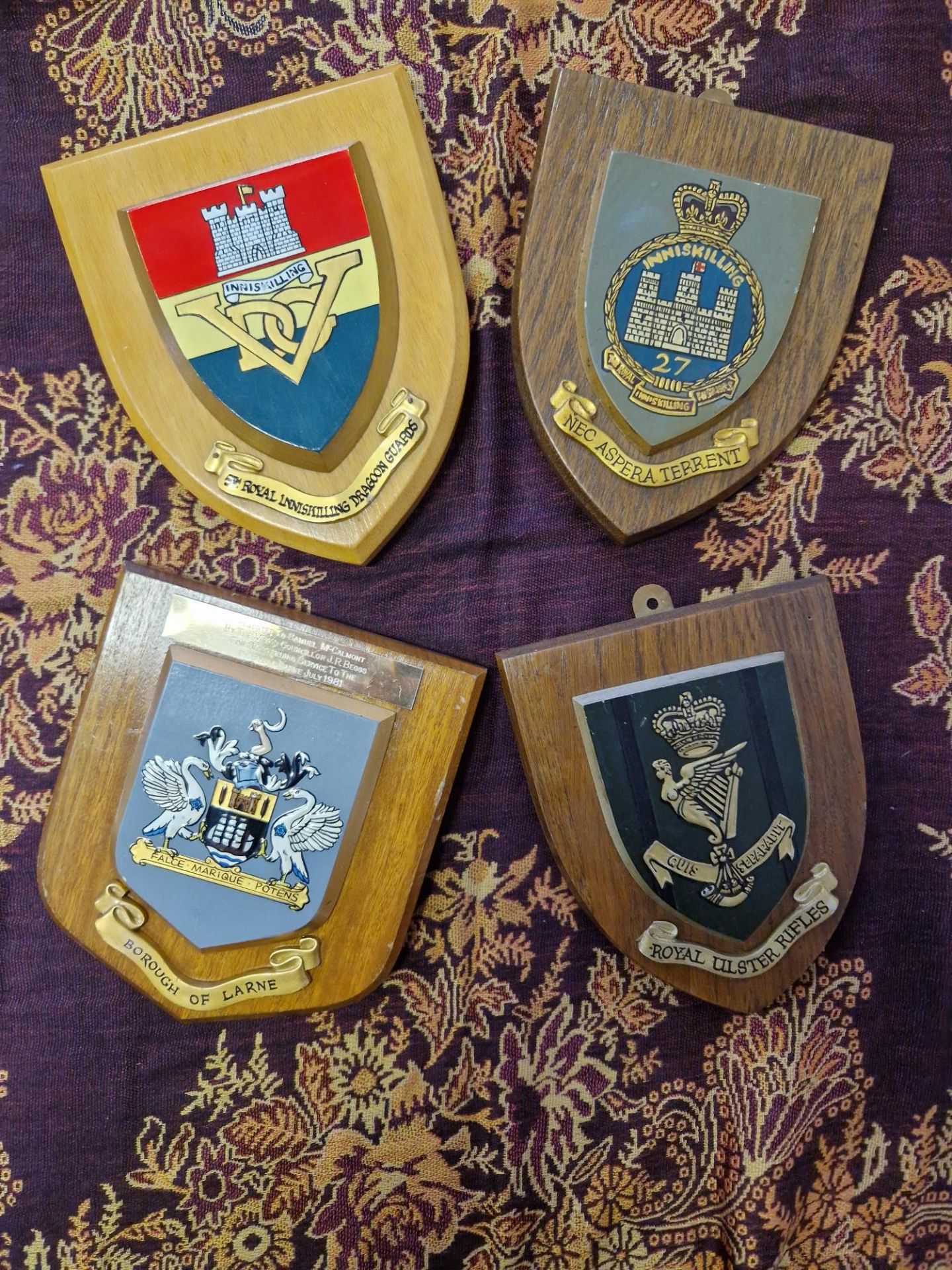 4 Wooden plaques