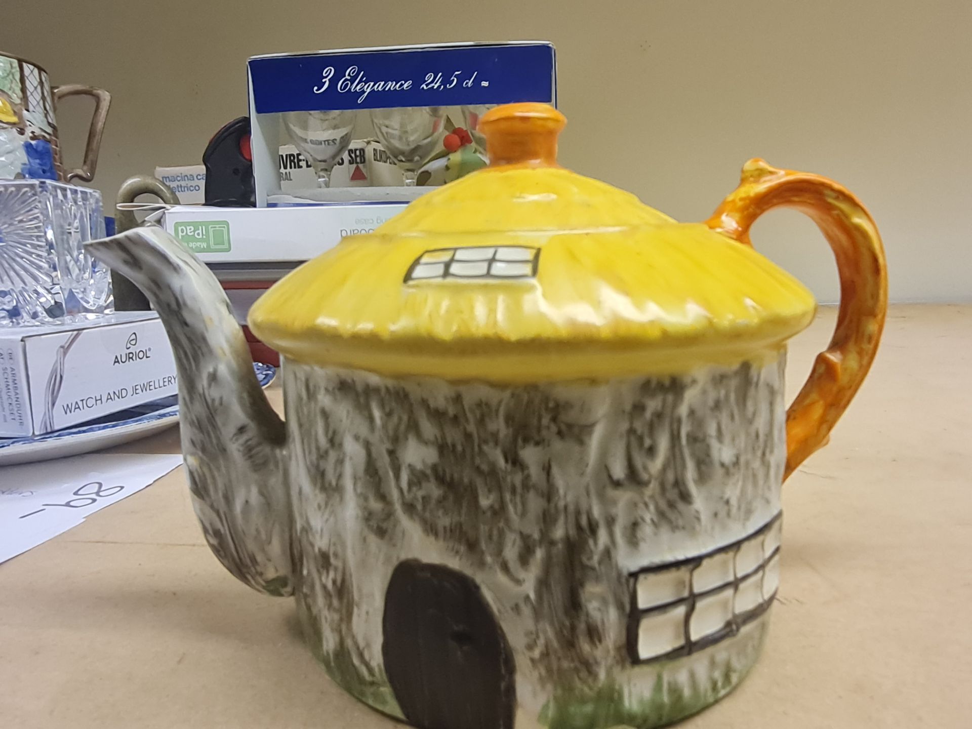 Vintage Collecters Teapot