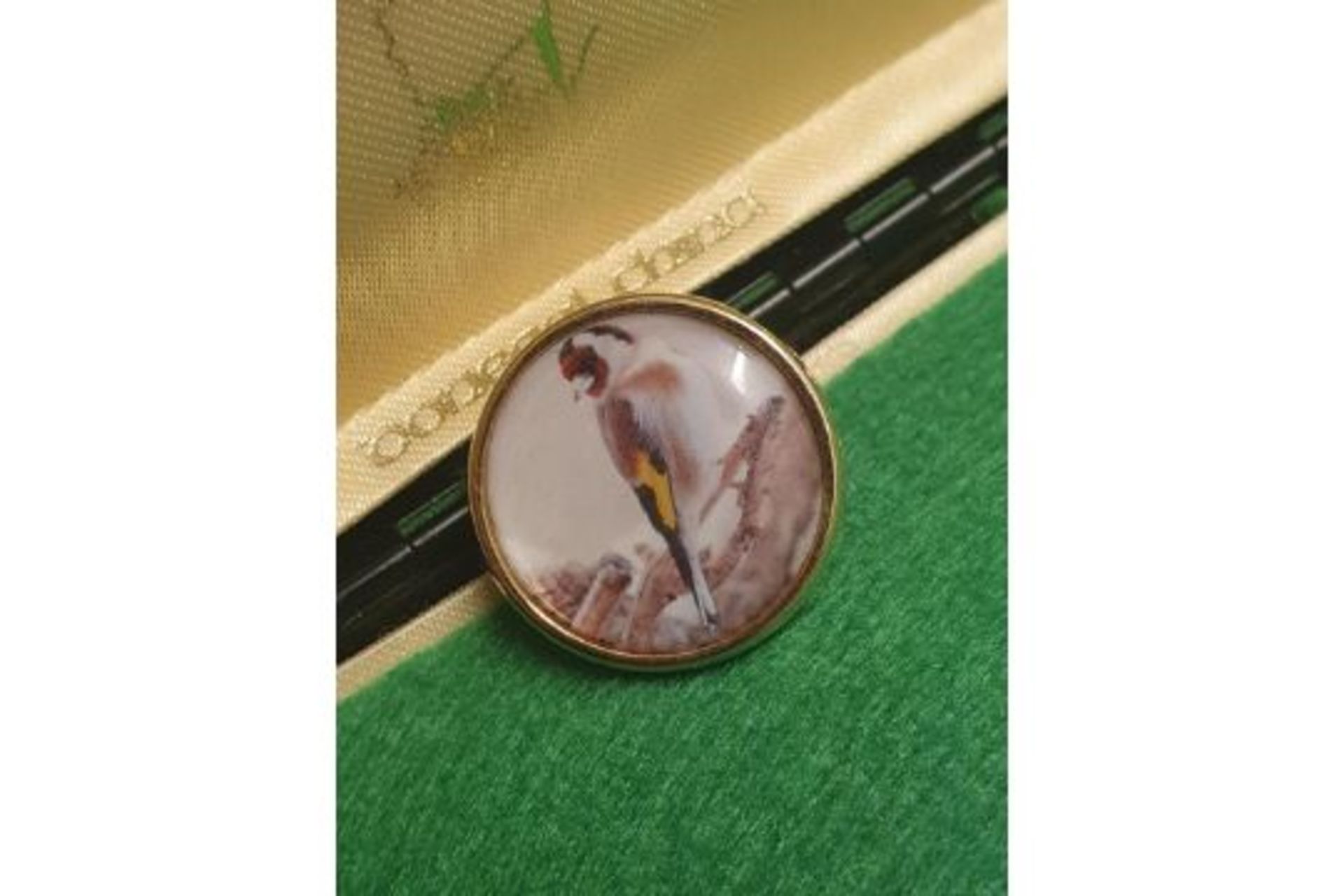 vintage Bird pin