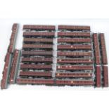 Lima - A collection of 25 x unboxed OO gauge coaches in BR maroon livery.