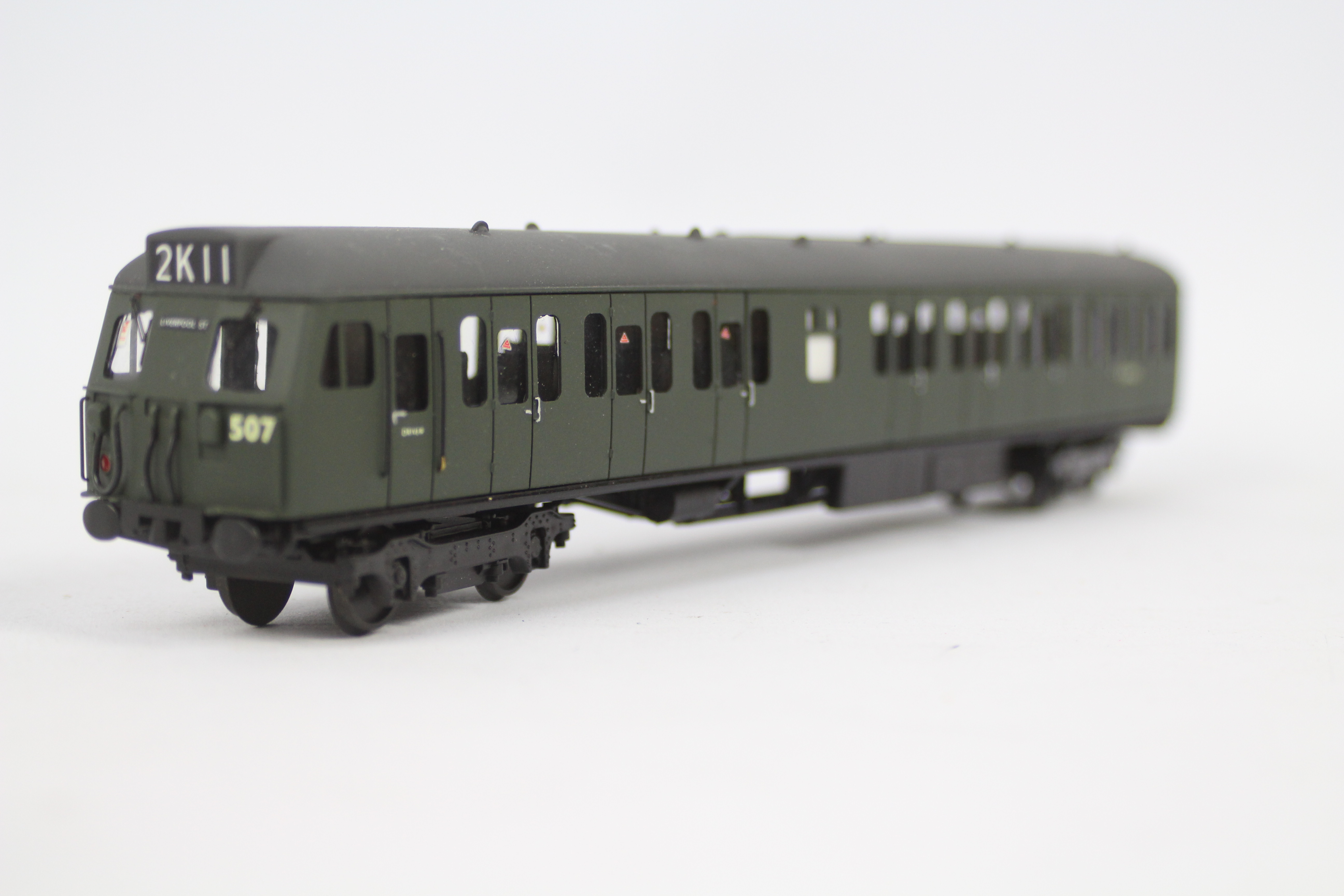 DC Kits - An unboxed OO gauge Class 304 EMU 4 car set in BR livery. - Image 3 of 5